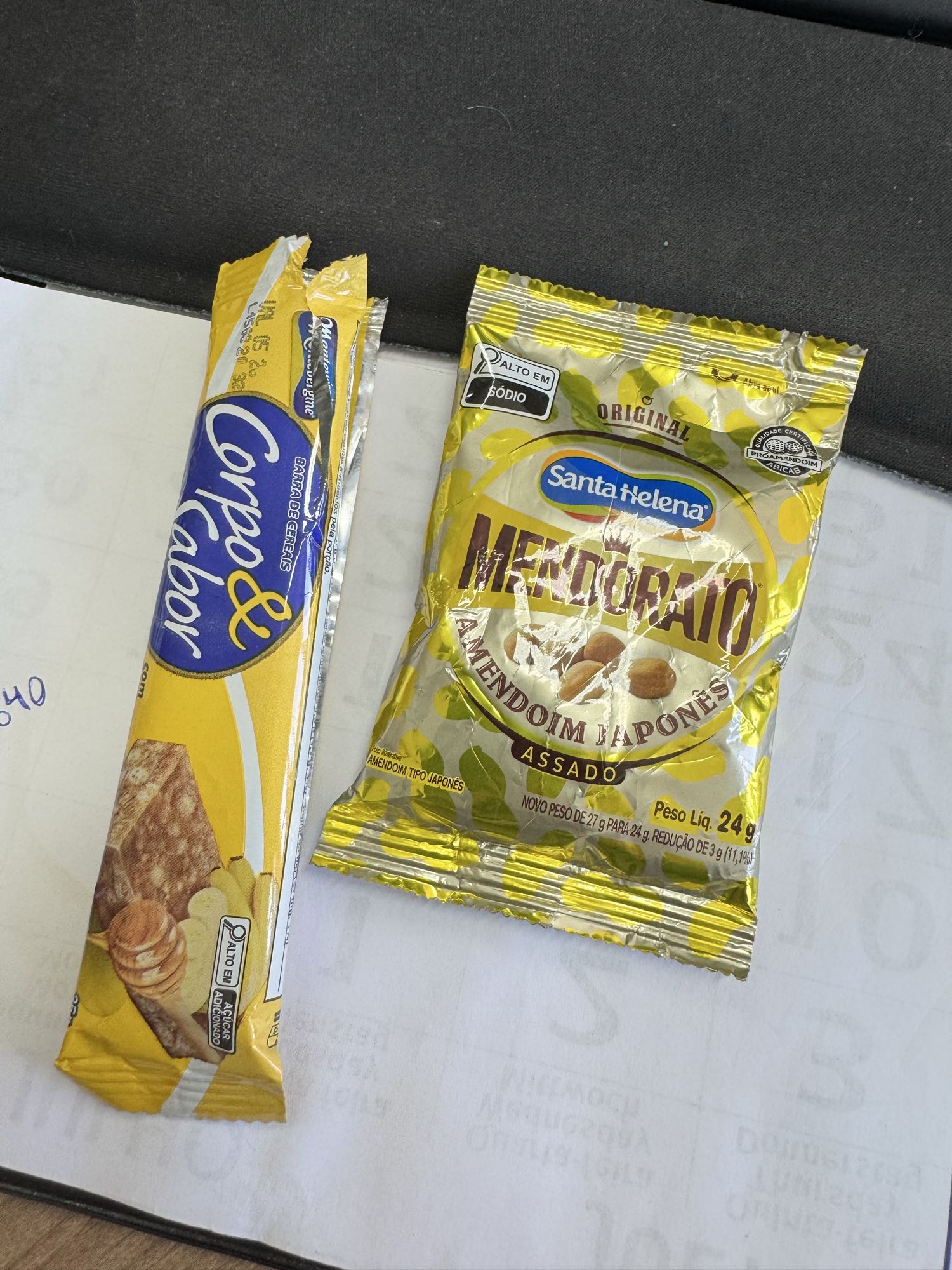 Barra de cereais e amendoim