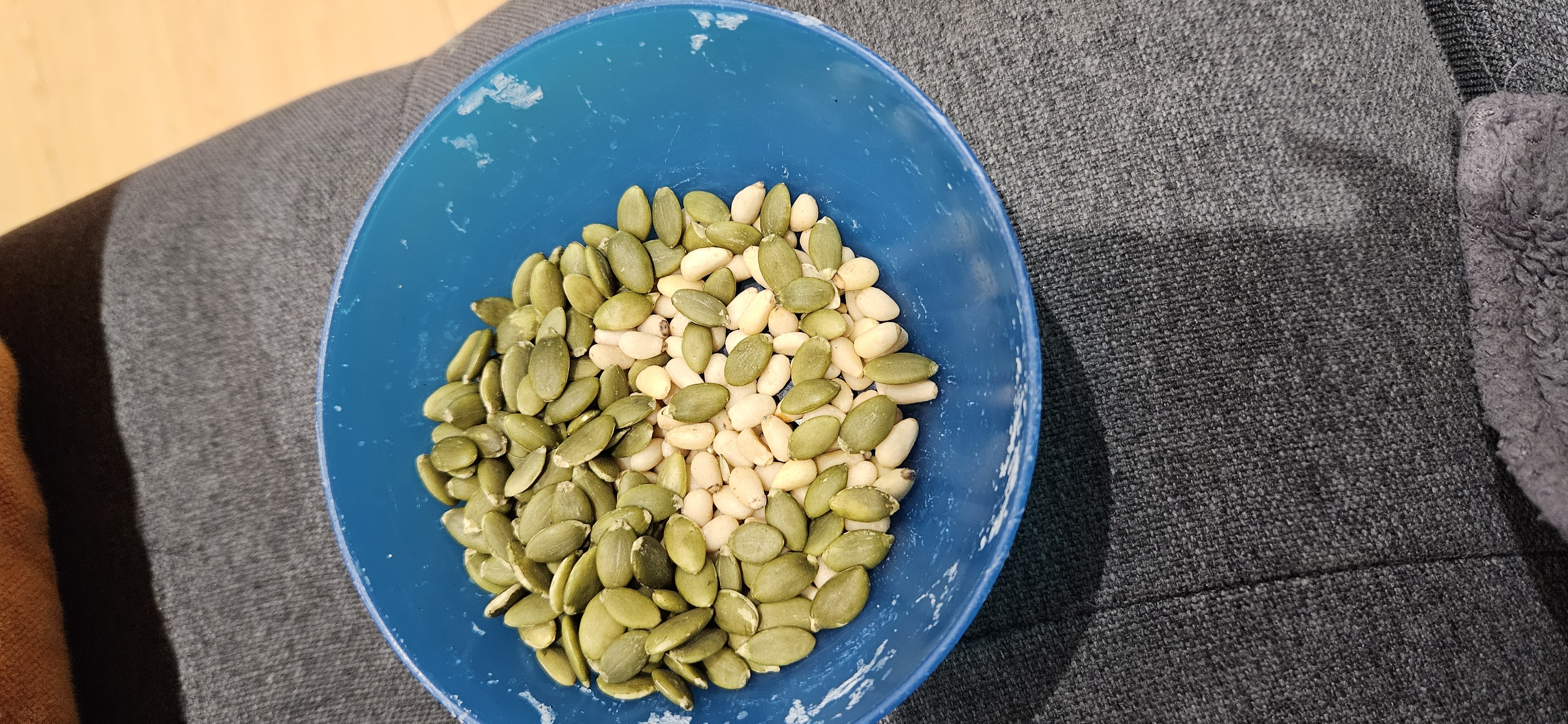 Pumpkin & Pine Nut Mix