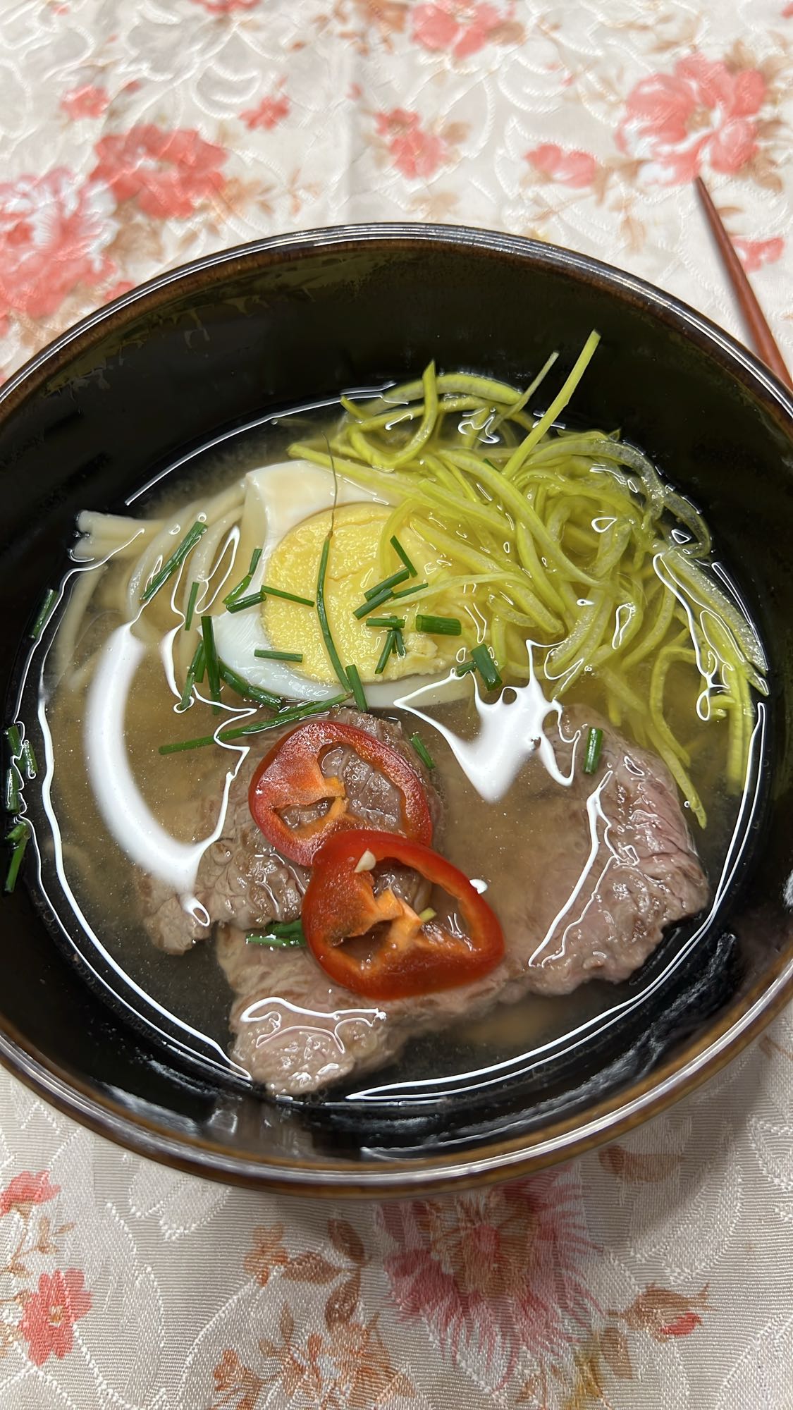 Supă cu vită și ou