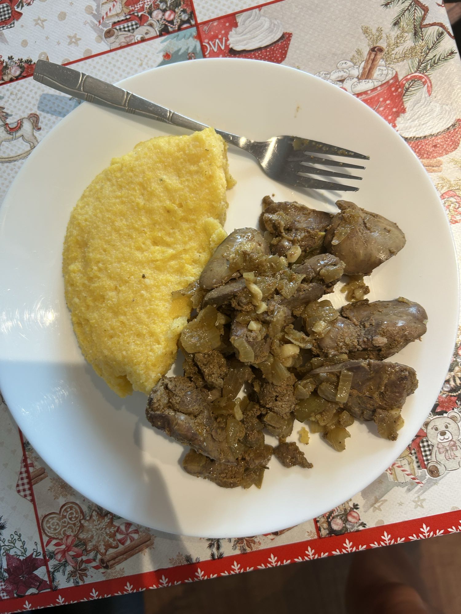 Ficăței cu mămăligă