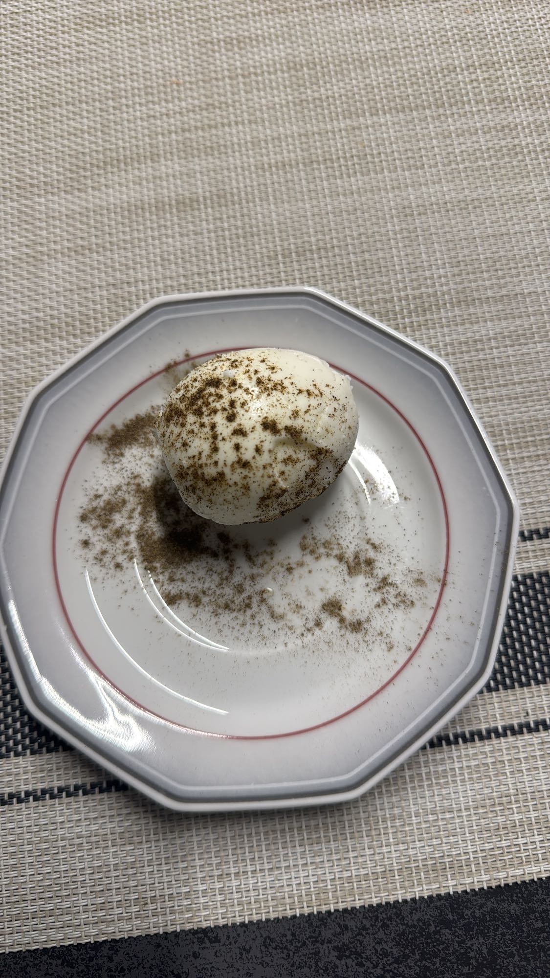 Haşlanmış Yumurta