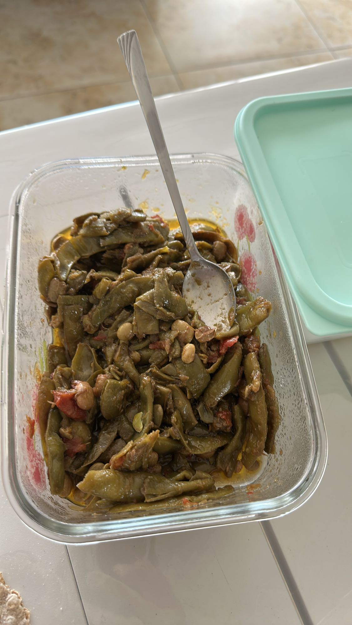 Green beans with olive oil