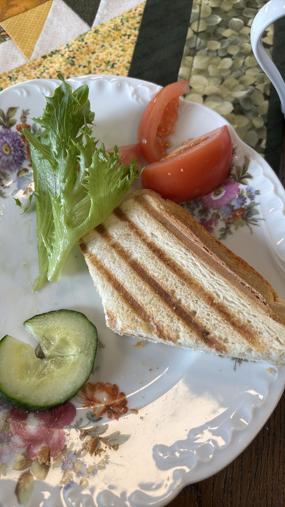 Toast med grønnsaker
