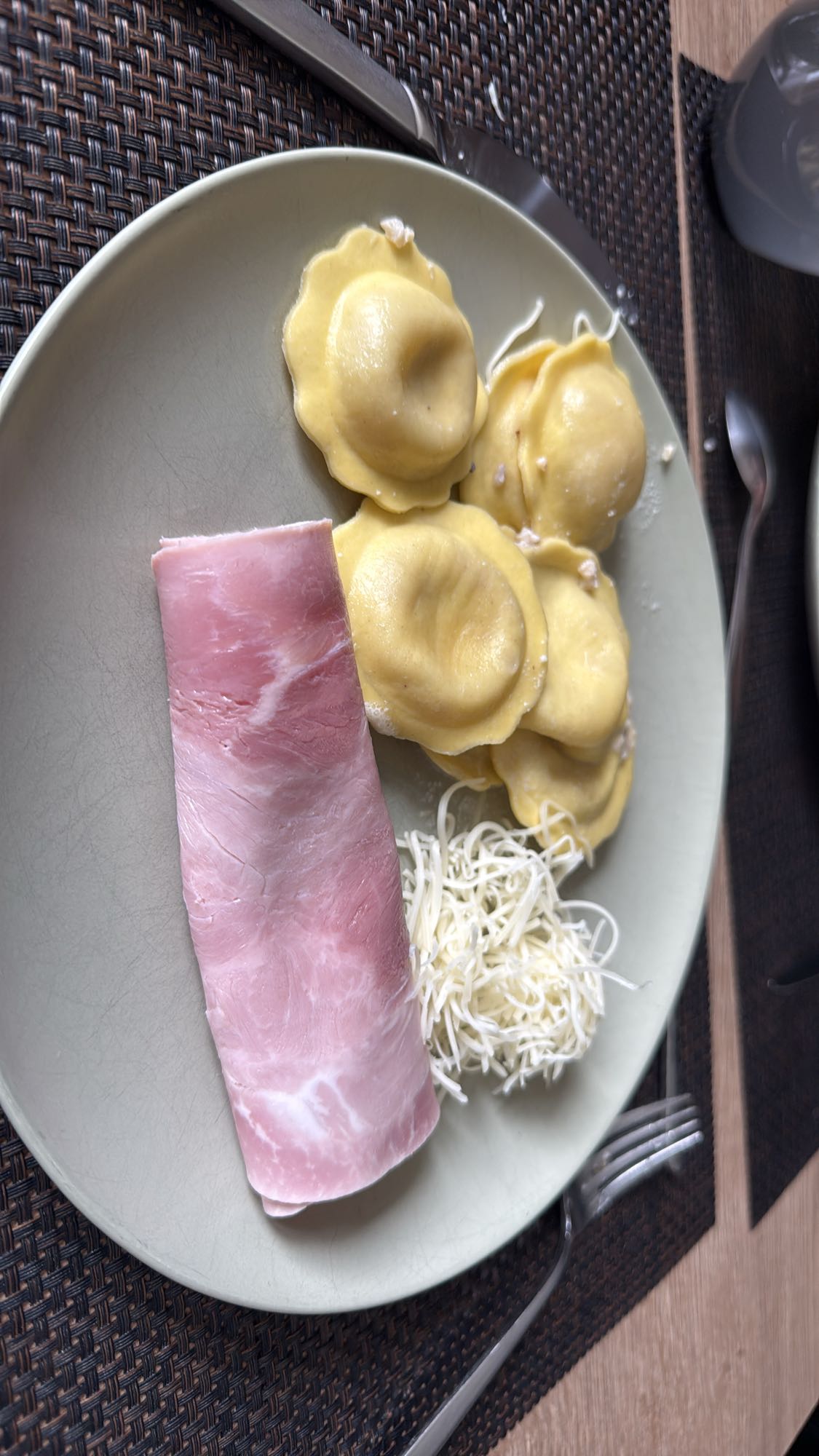 Raviolis jambon fromage