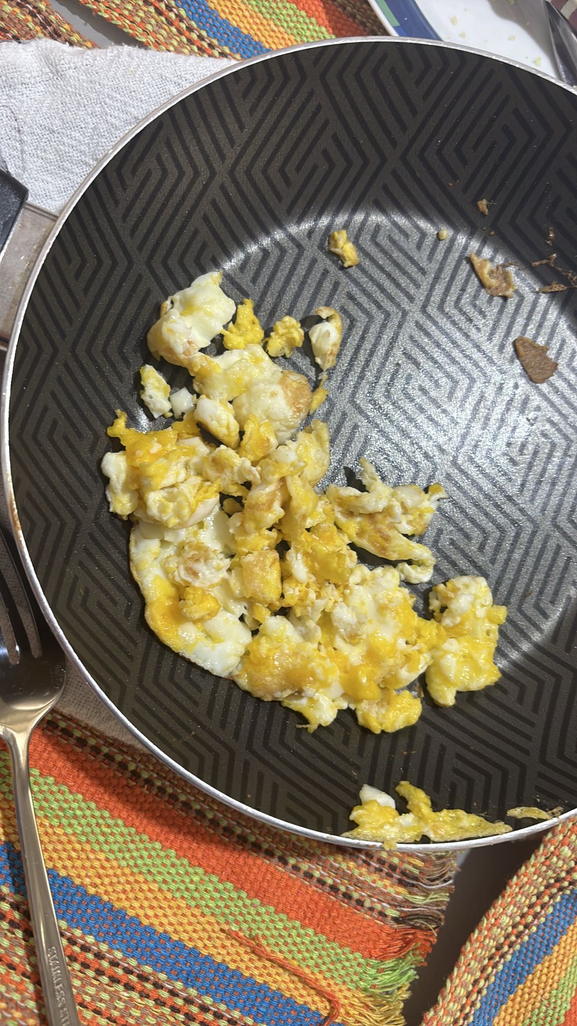 Ovos mexidos simples