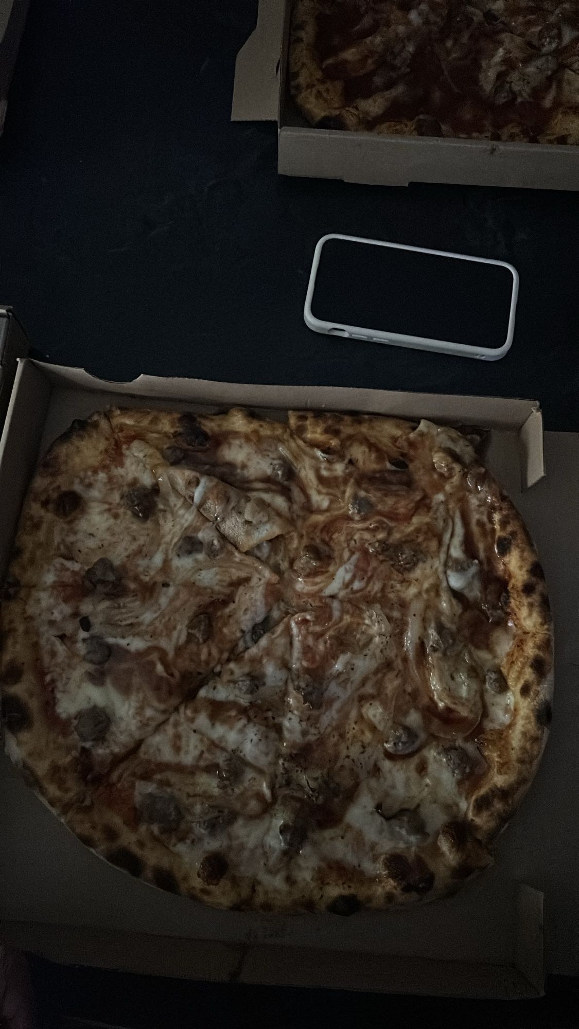 Pizza fromage et viande