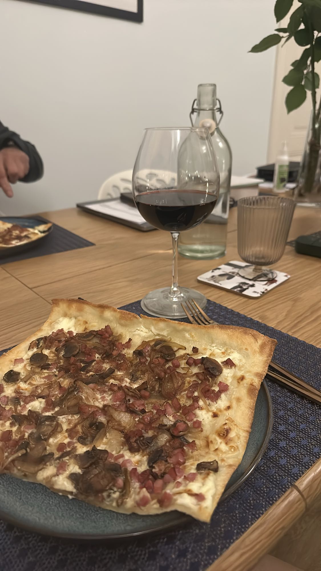 Flatbread with bacon