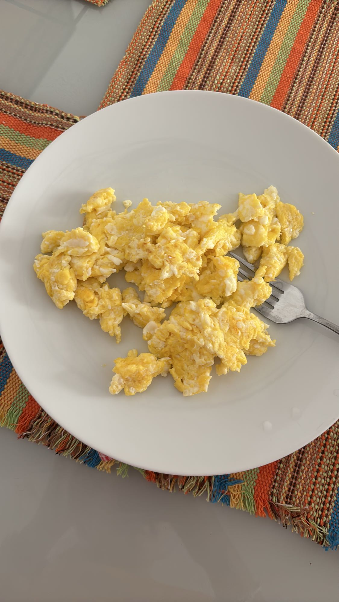 Ovos mexidos simples