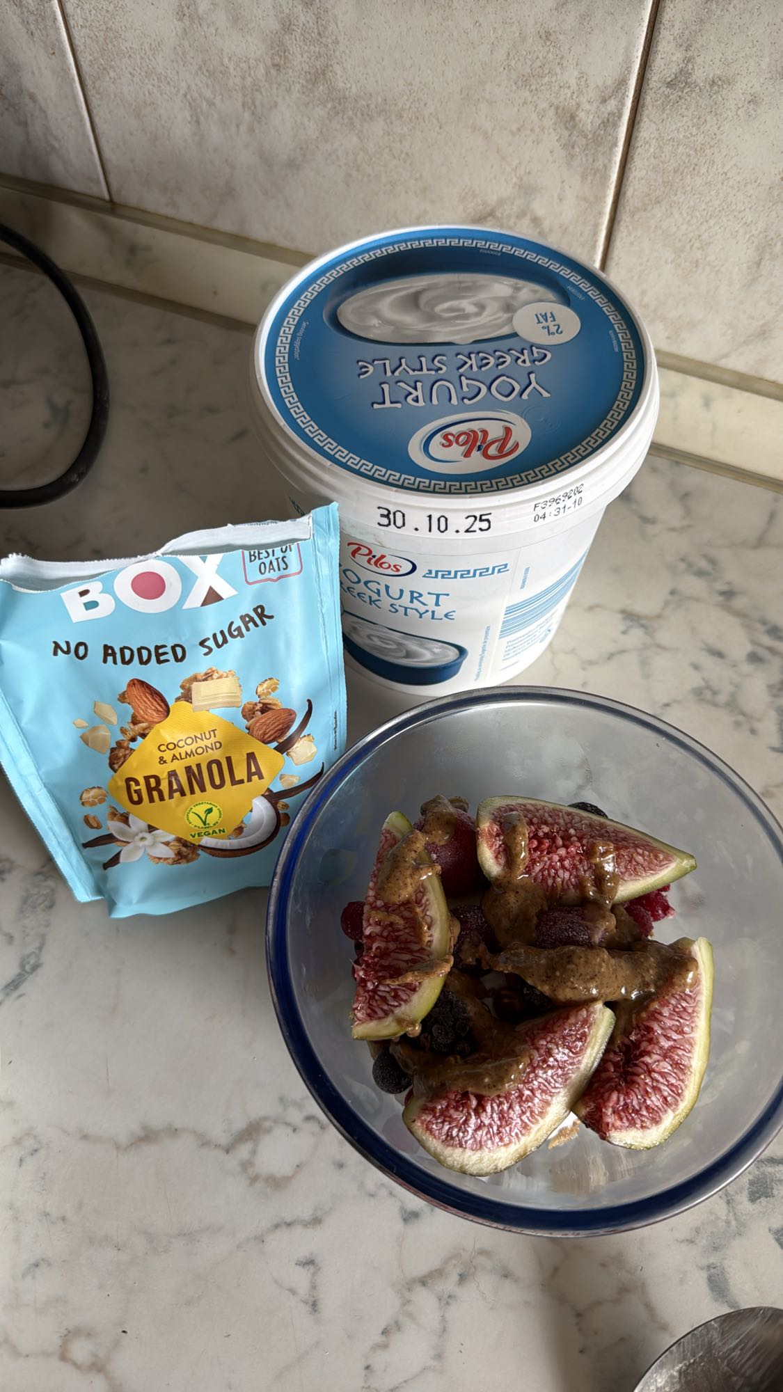 Greek Yogurt Fruit Bowl