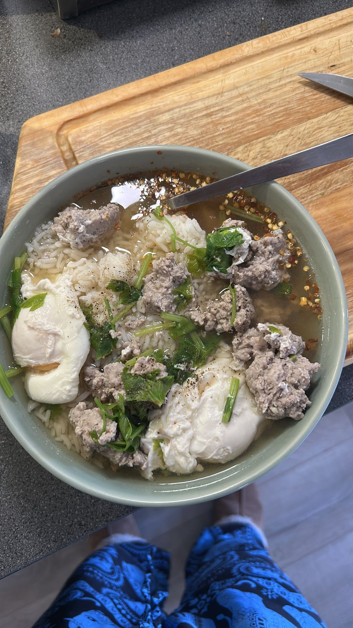 Kjøttsuppe med ris og egg