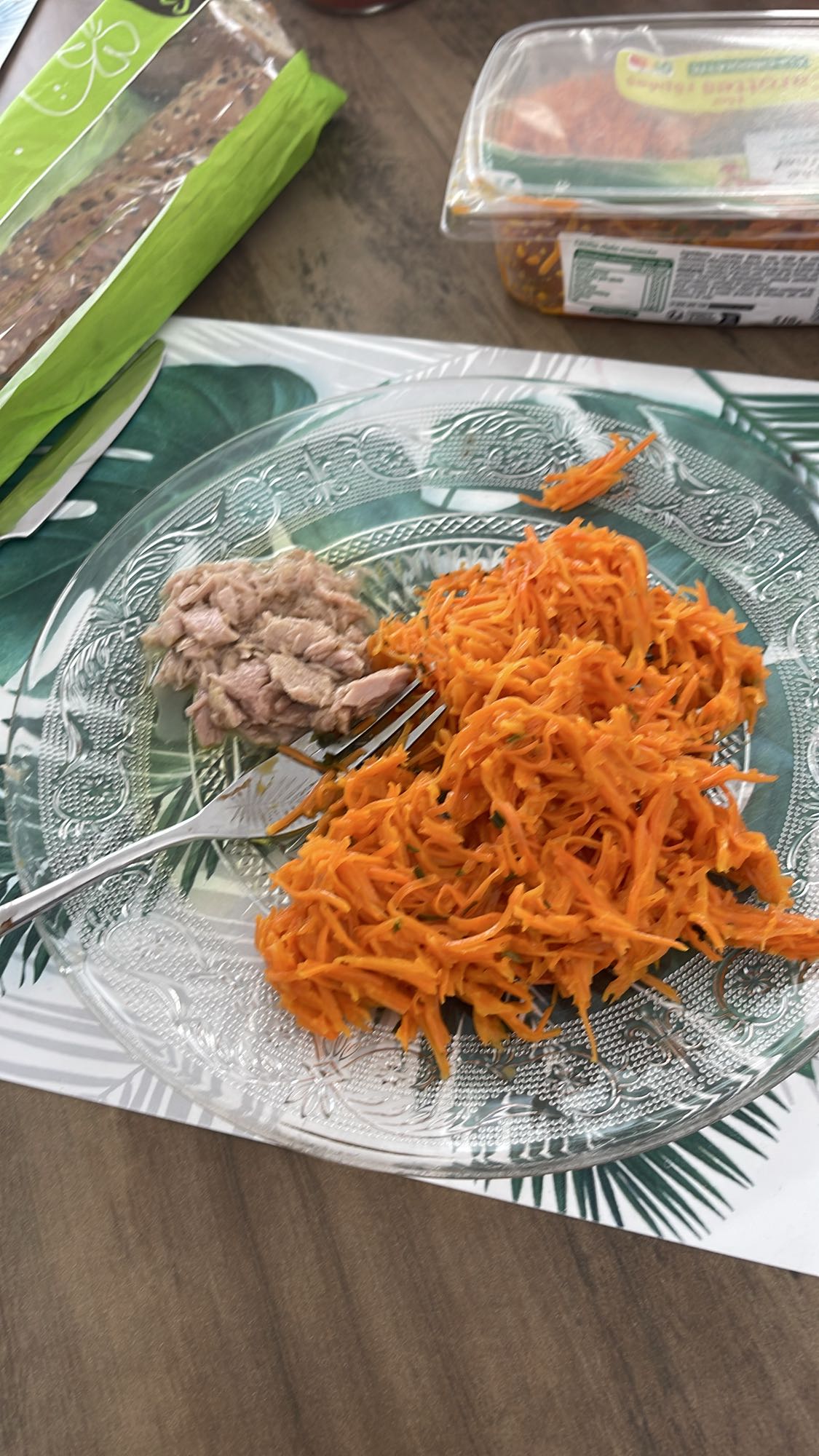 Carottes râpées au thon