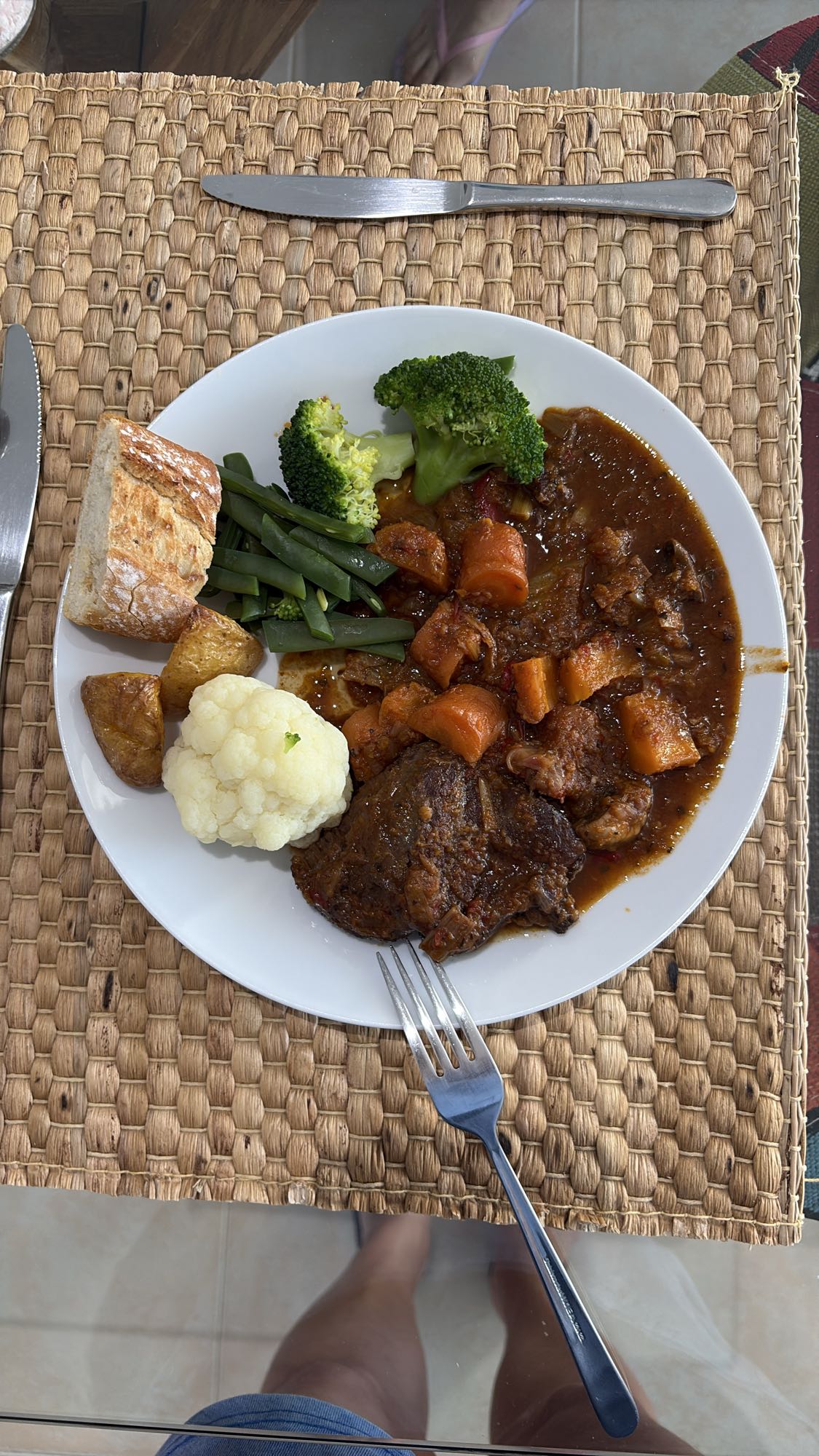 Beef stew with veggies