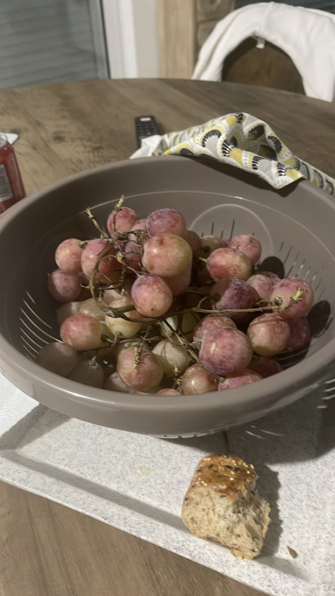 Raisin et pain aux graines