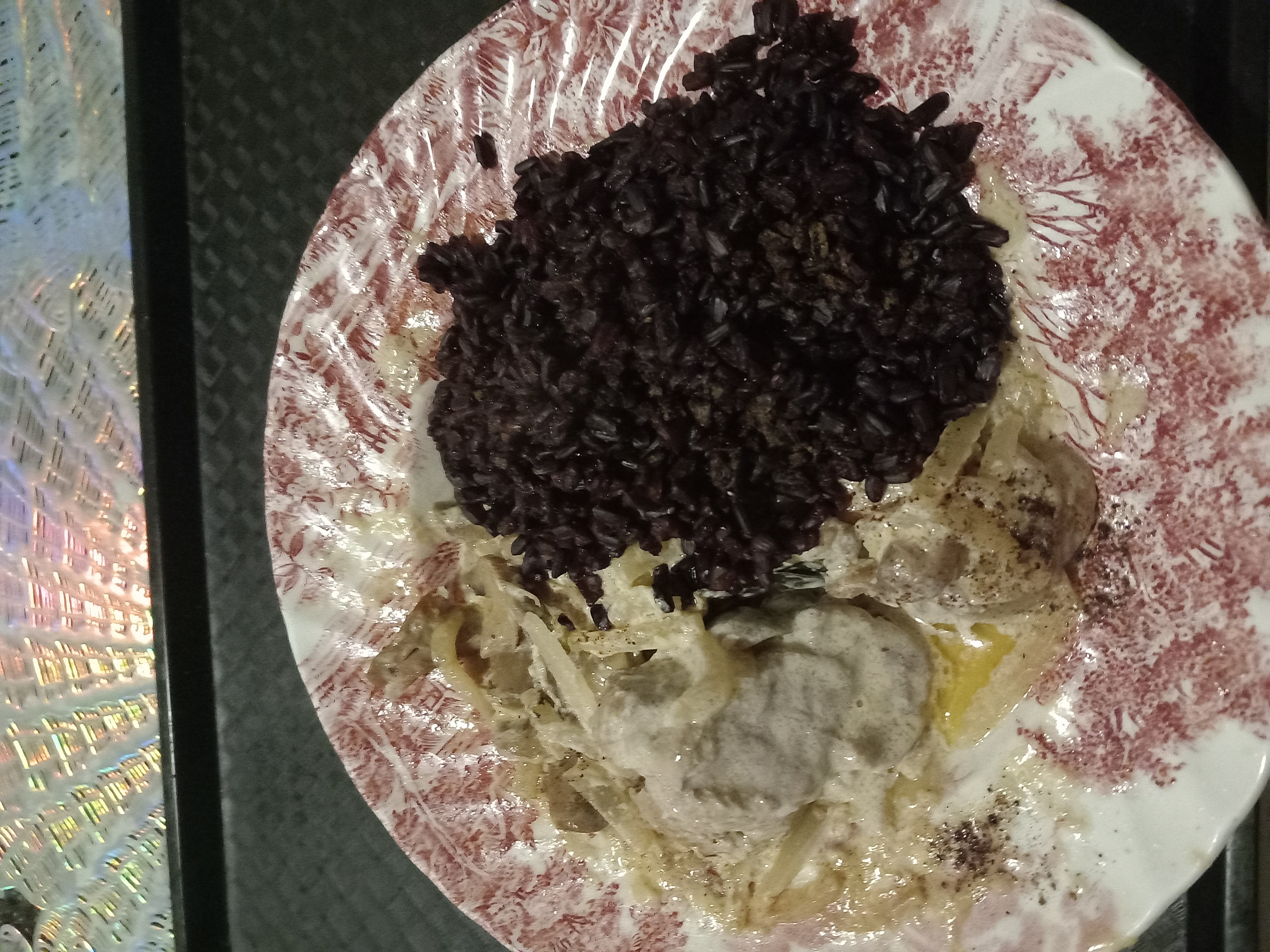 Riz noir et boulettes