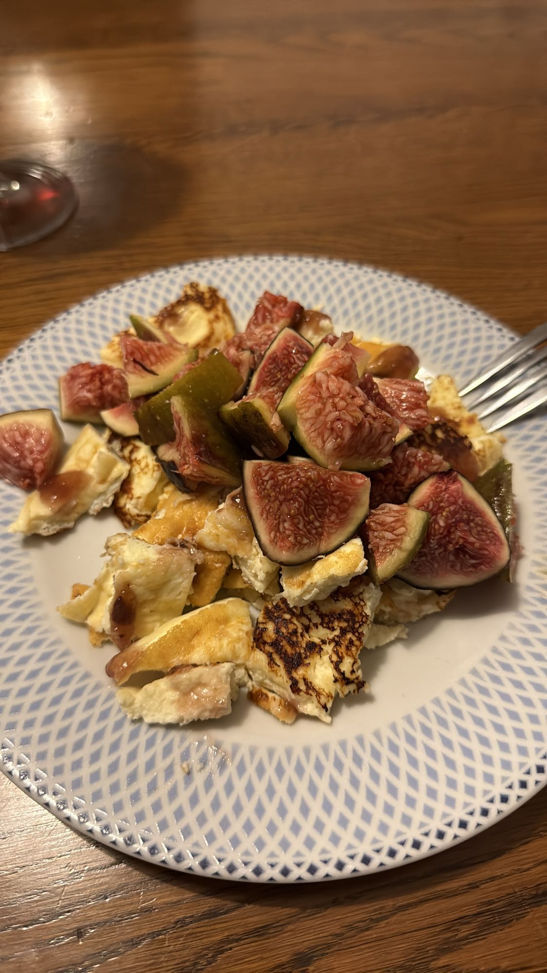 Egg and fig scramble
