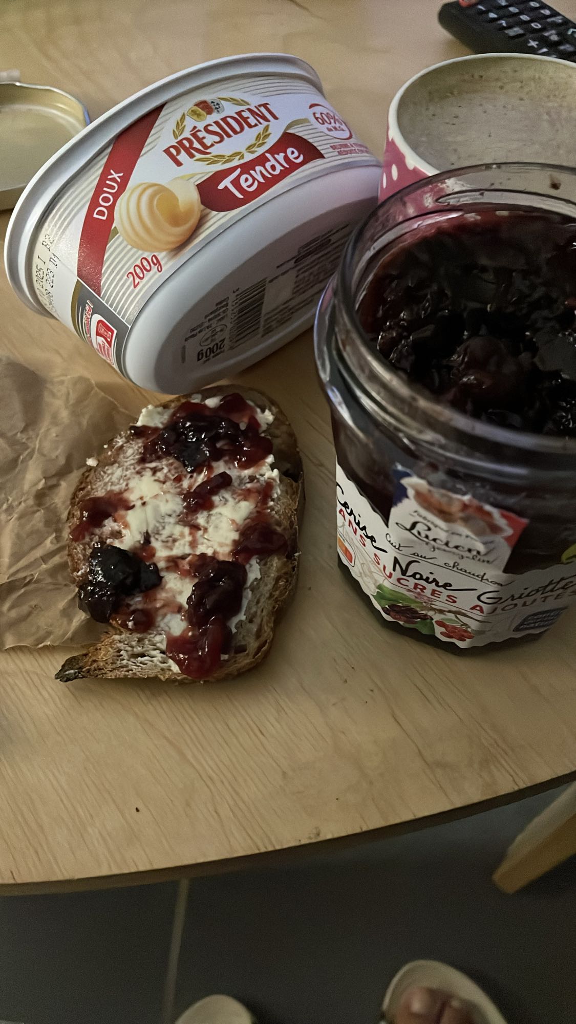 Tartine confiture beurre
