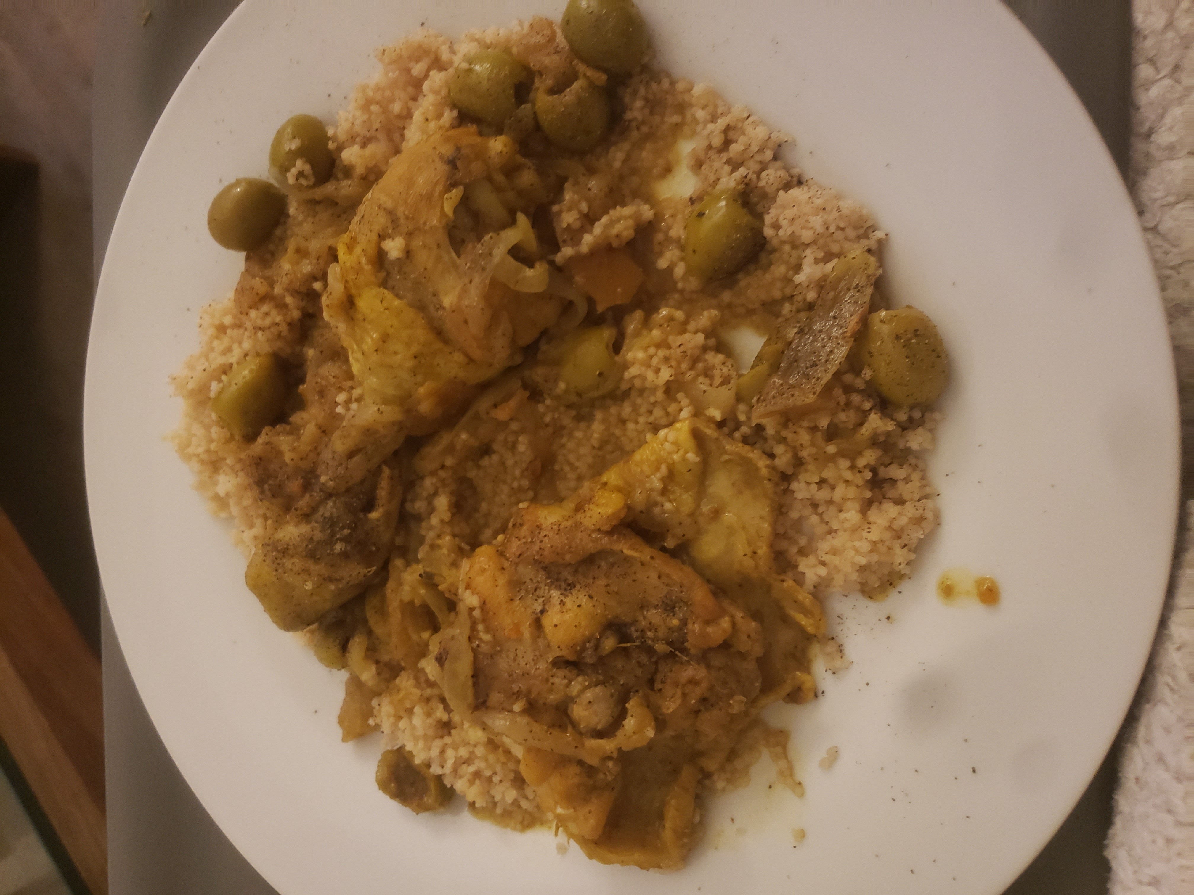 Couscous au poulet et olives