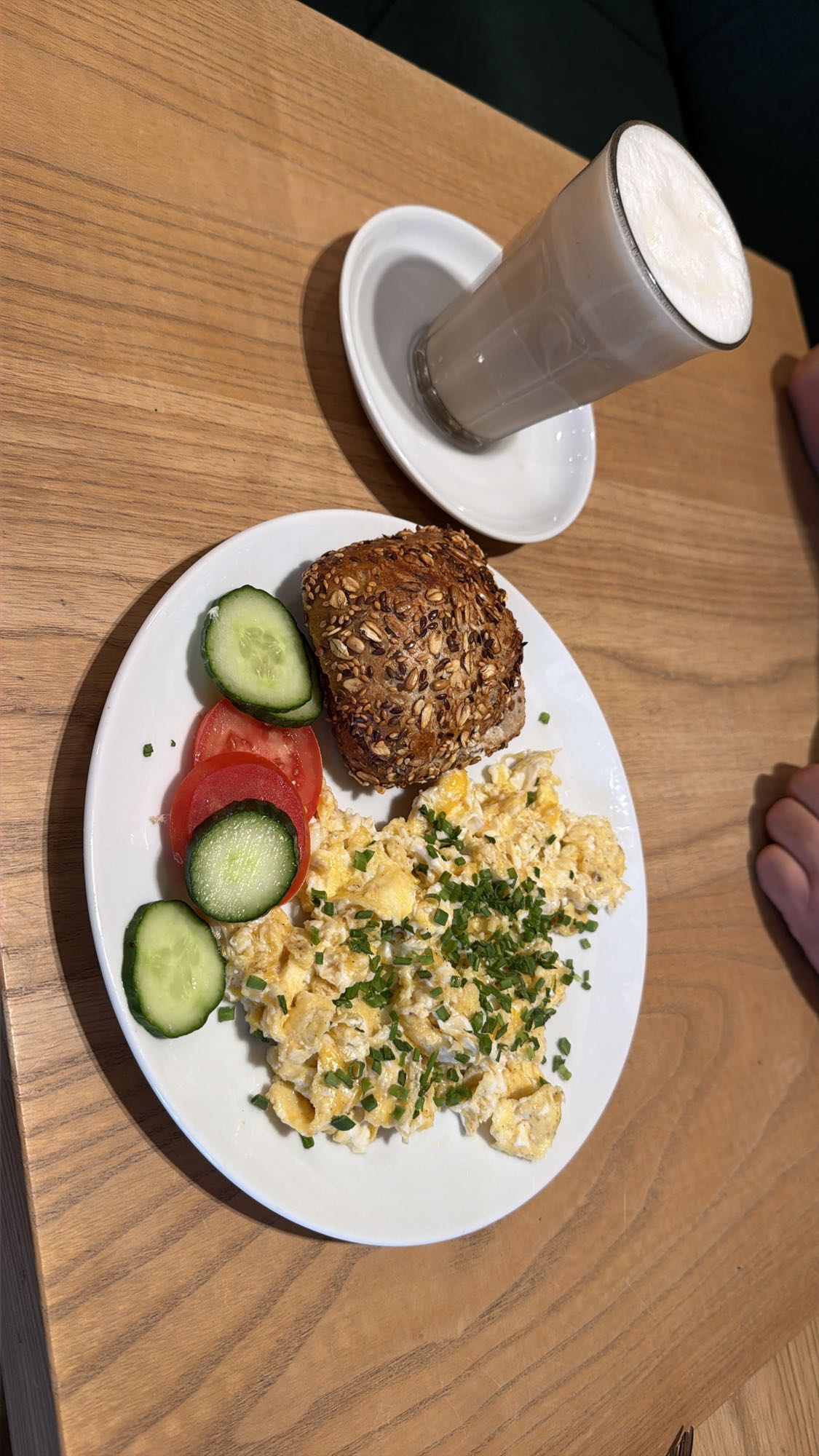 Jajecznica z pieczywem