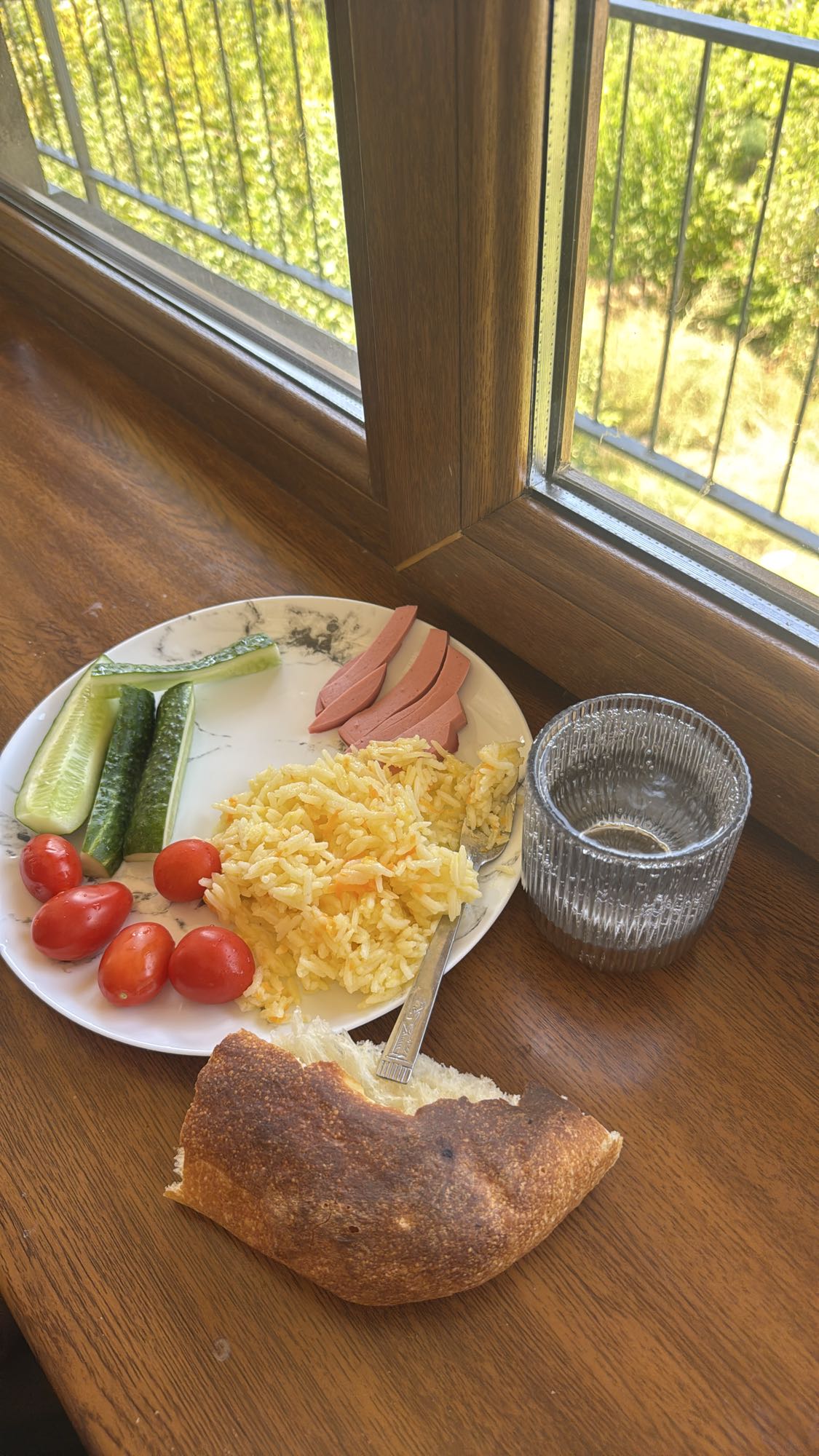 Обед с рисом и овощами