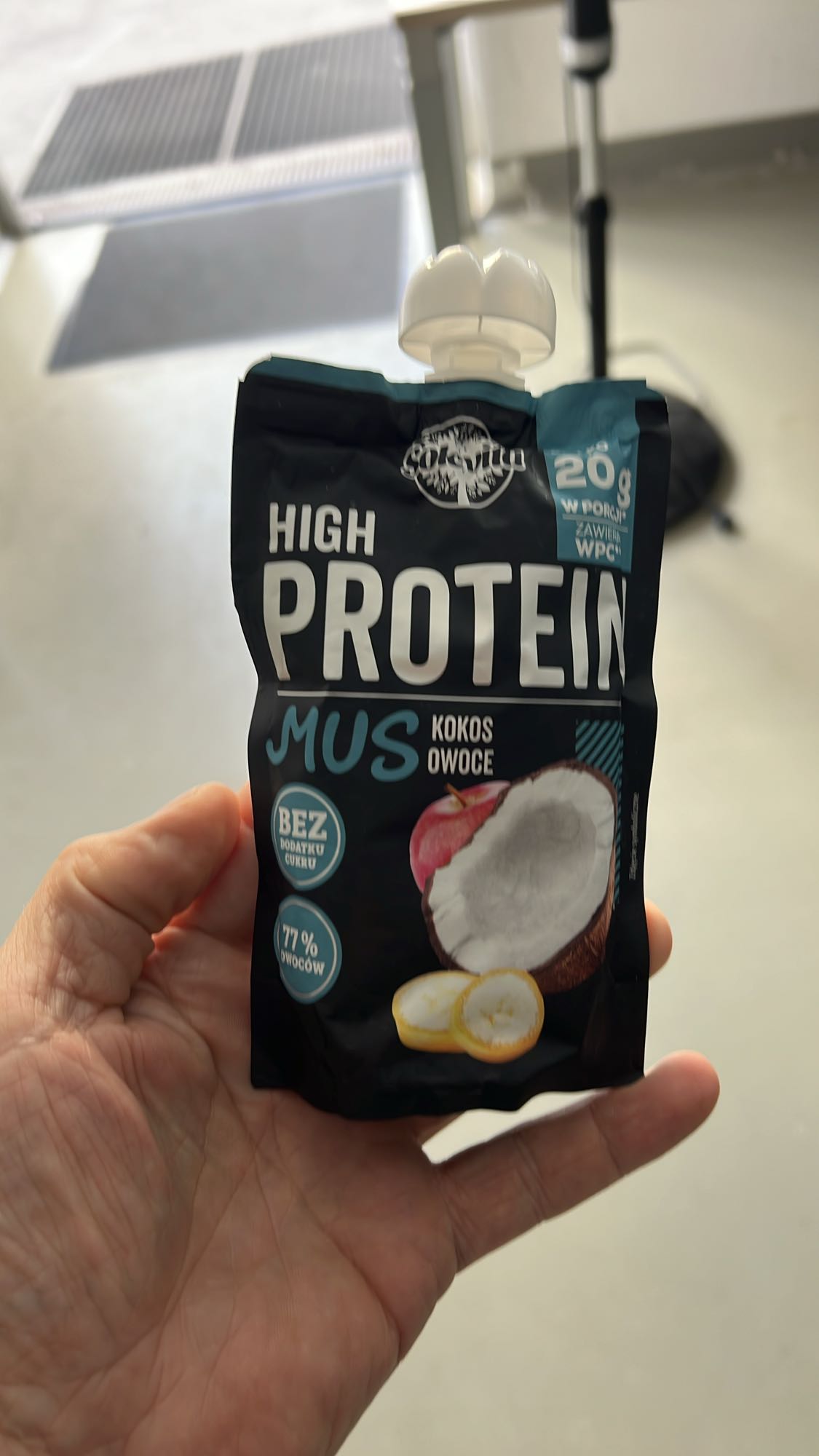 Mus proteinowy kokos-owoce