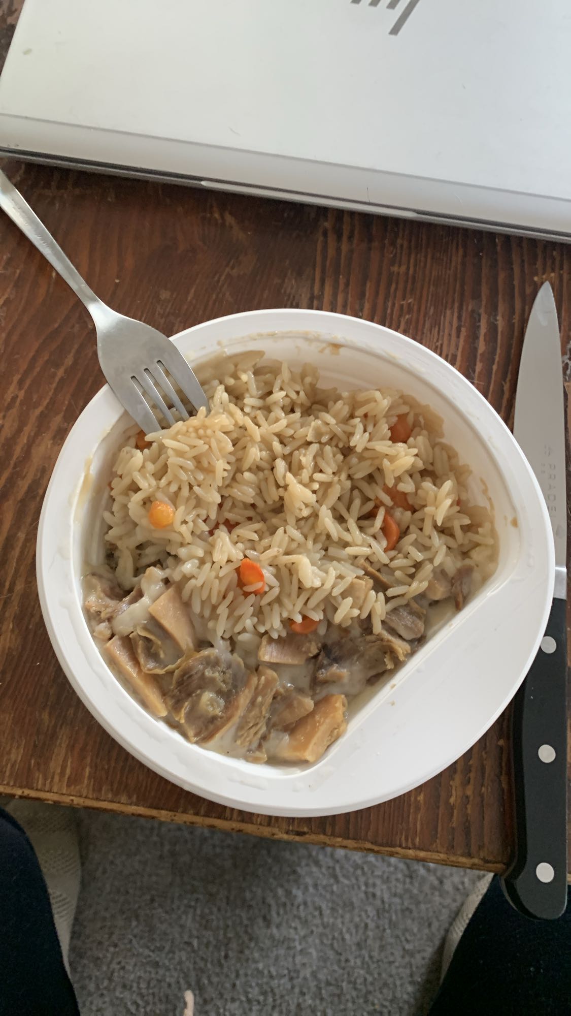 Riz, poulet et légumes