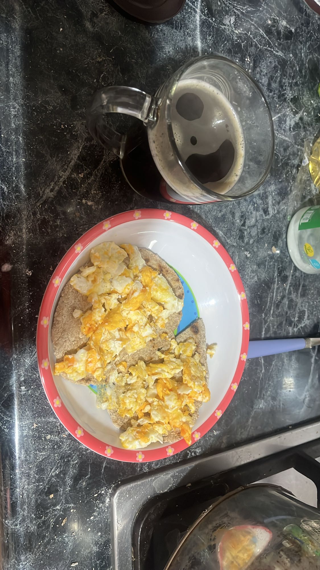Huevos con pan integral