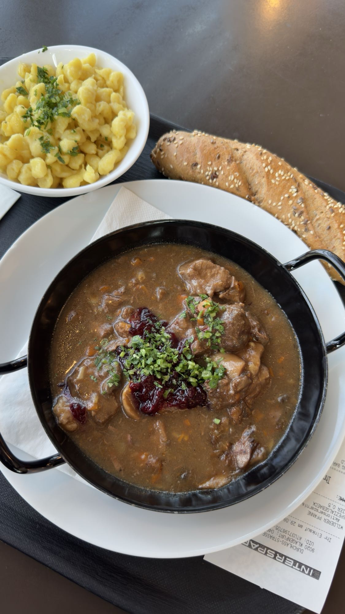 Rindergulasch mit Spätzle