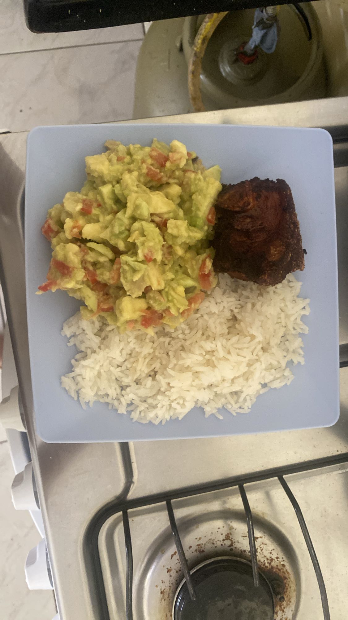 Pollo, arroz y guacamole