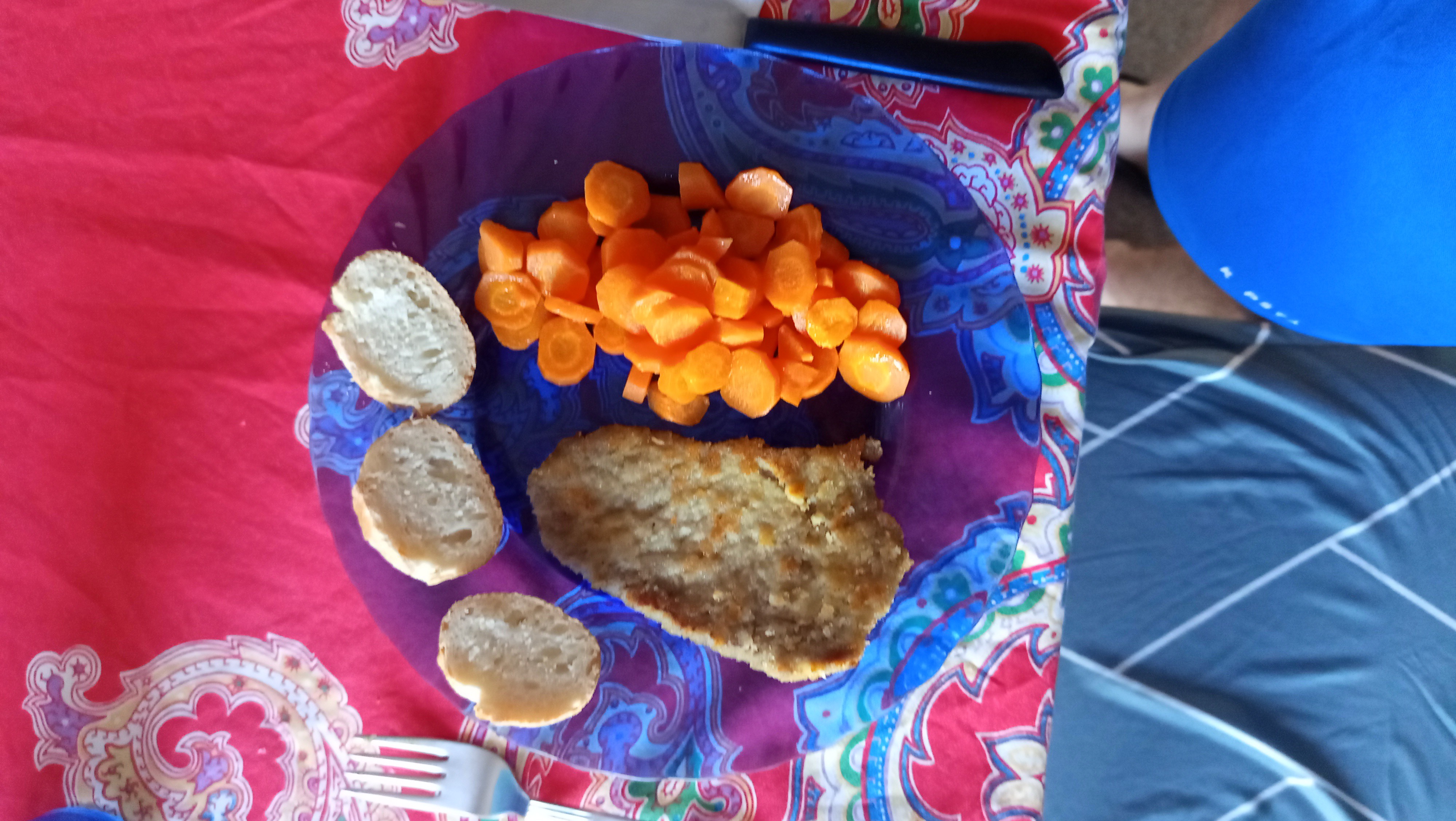 Breaded cutlet with carrots