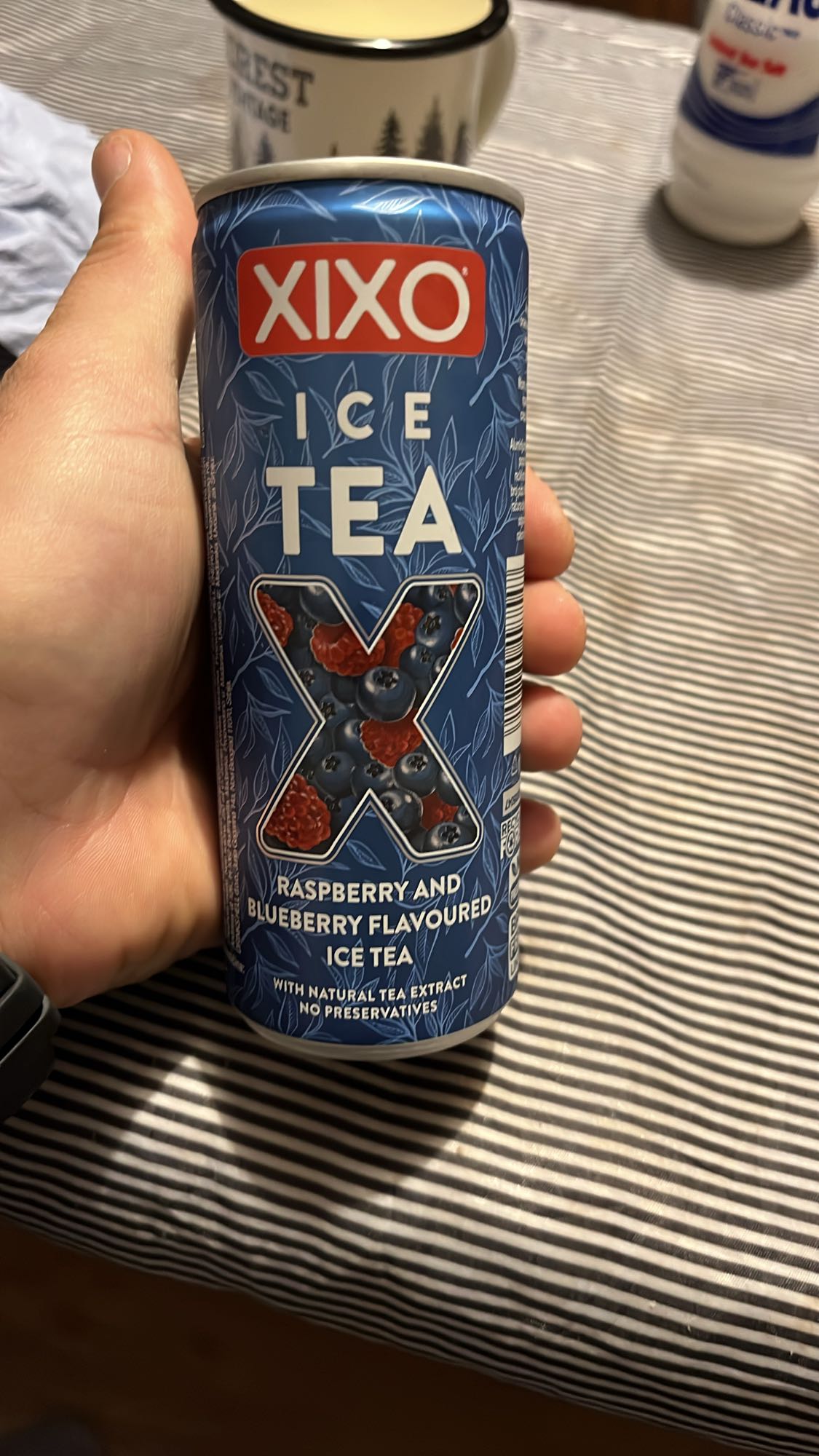 Студен чай горски плодове