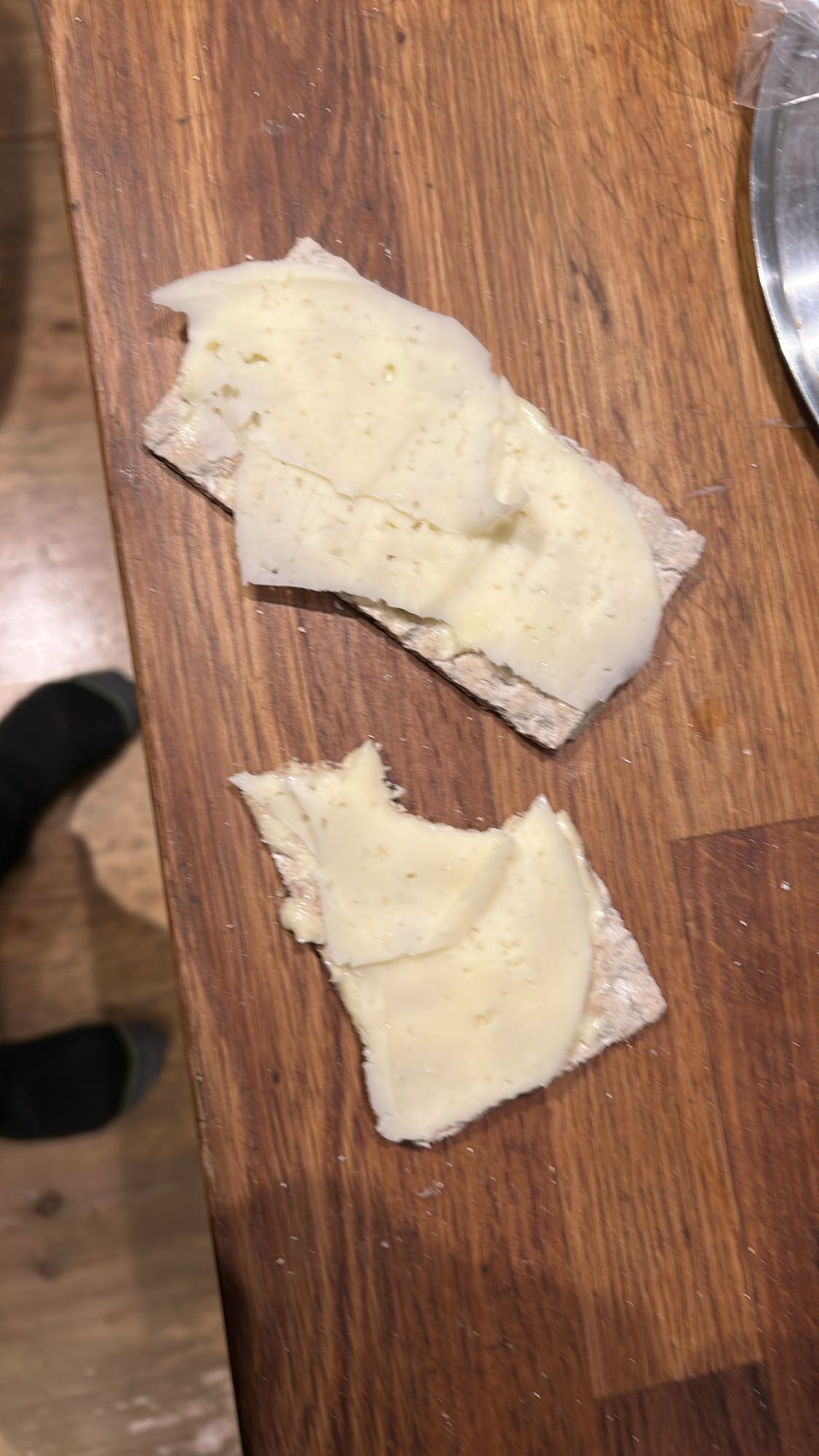 Knäckebröd med ost