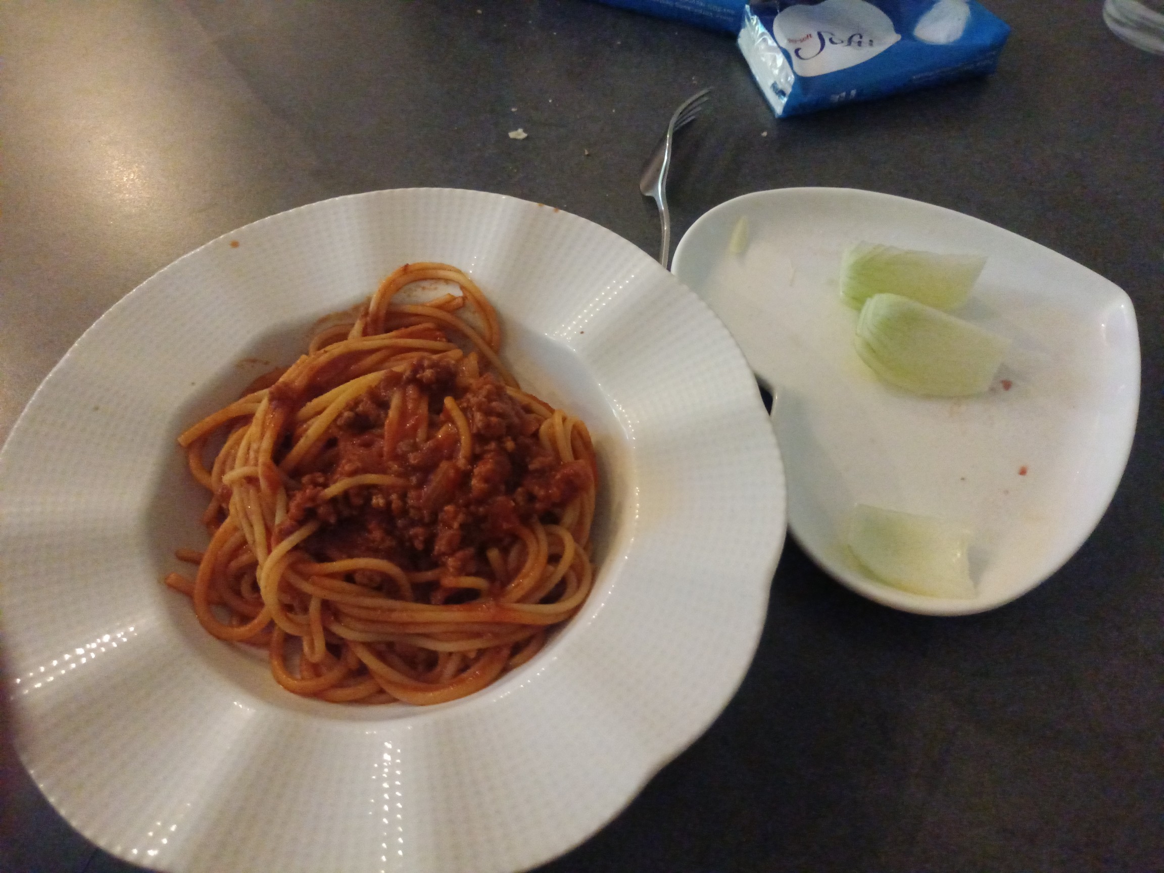 Spaghetti Bolognese met ui