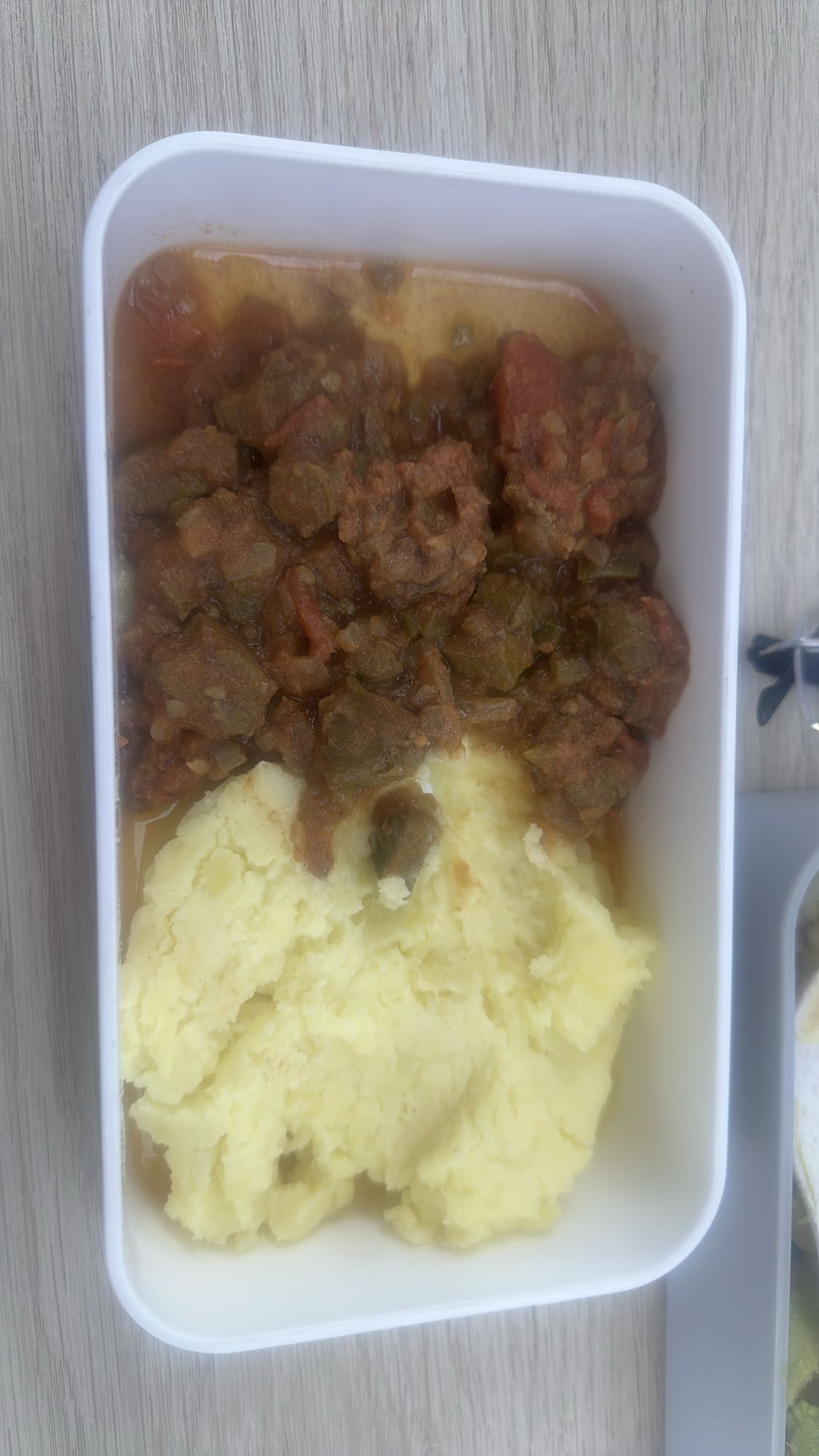 puré con carne guisada