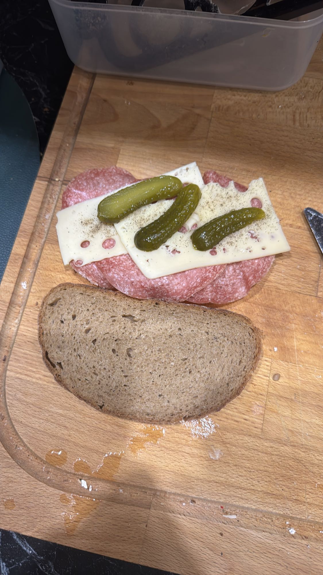 Salami Käsebrot