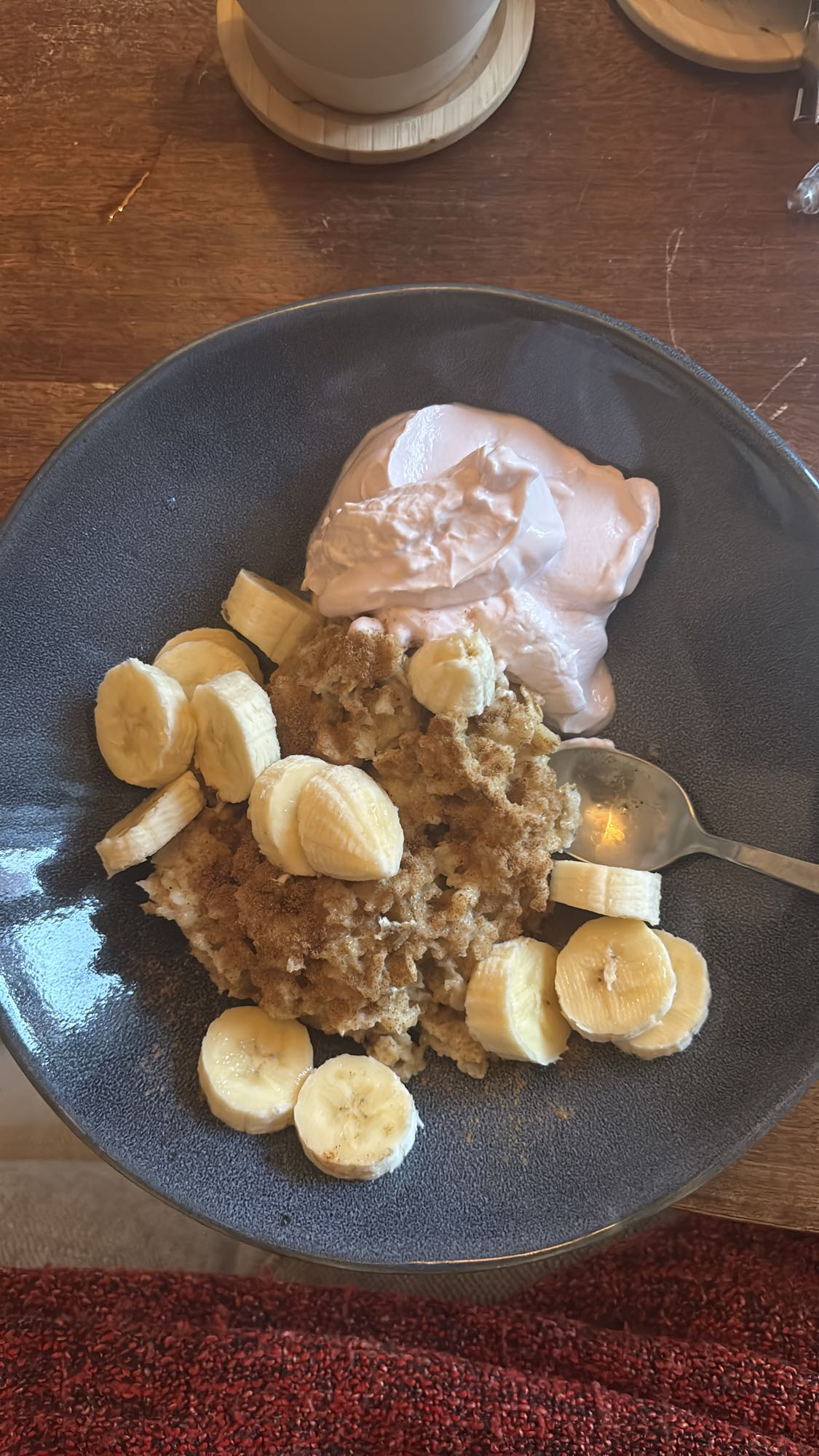 Havregryn med banan & yoghurt