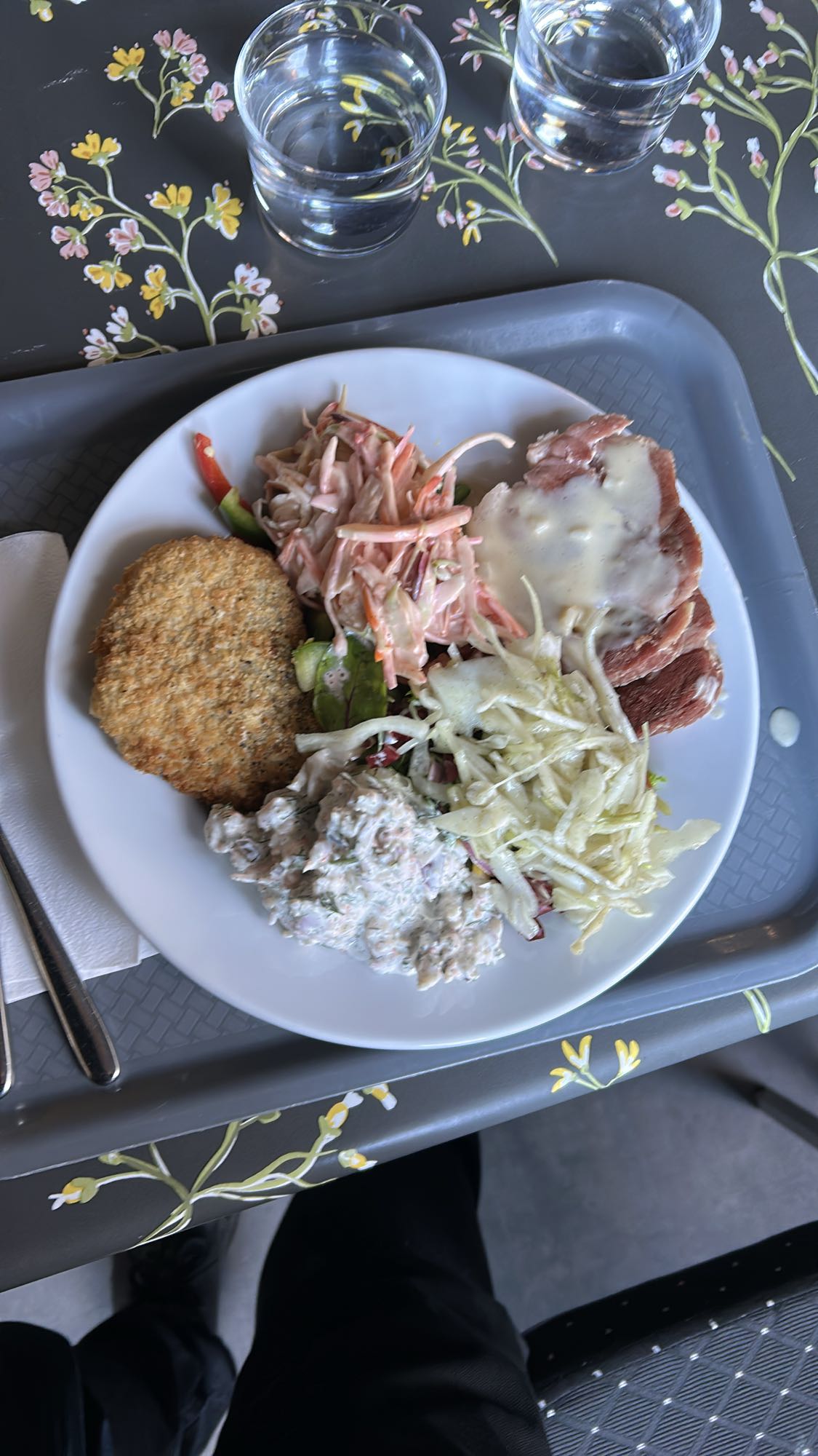 Blandad lunch med kött