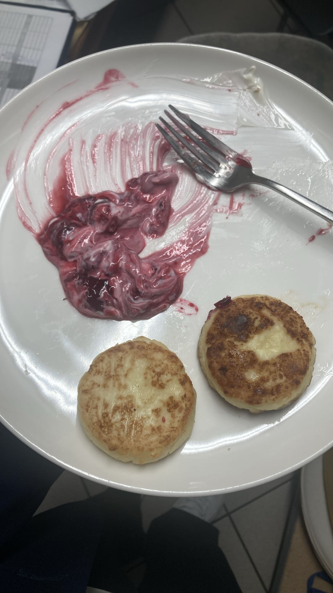 Cheese pancakes & yogurt