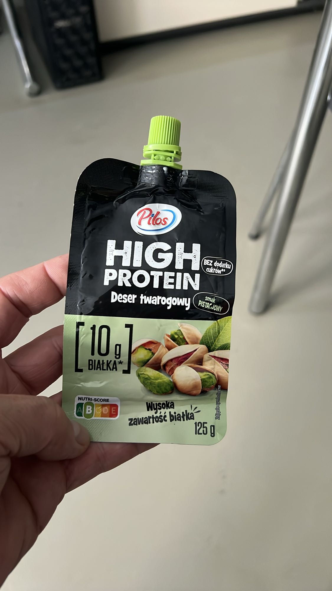 Deser twarogowy pistacjowy