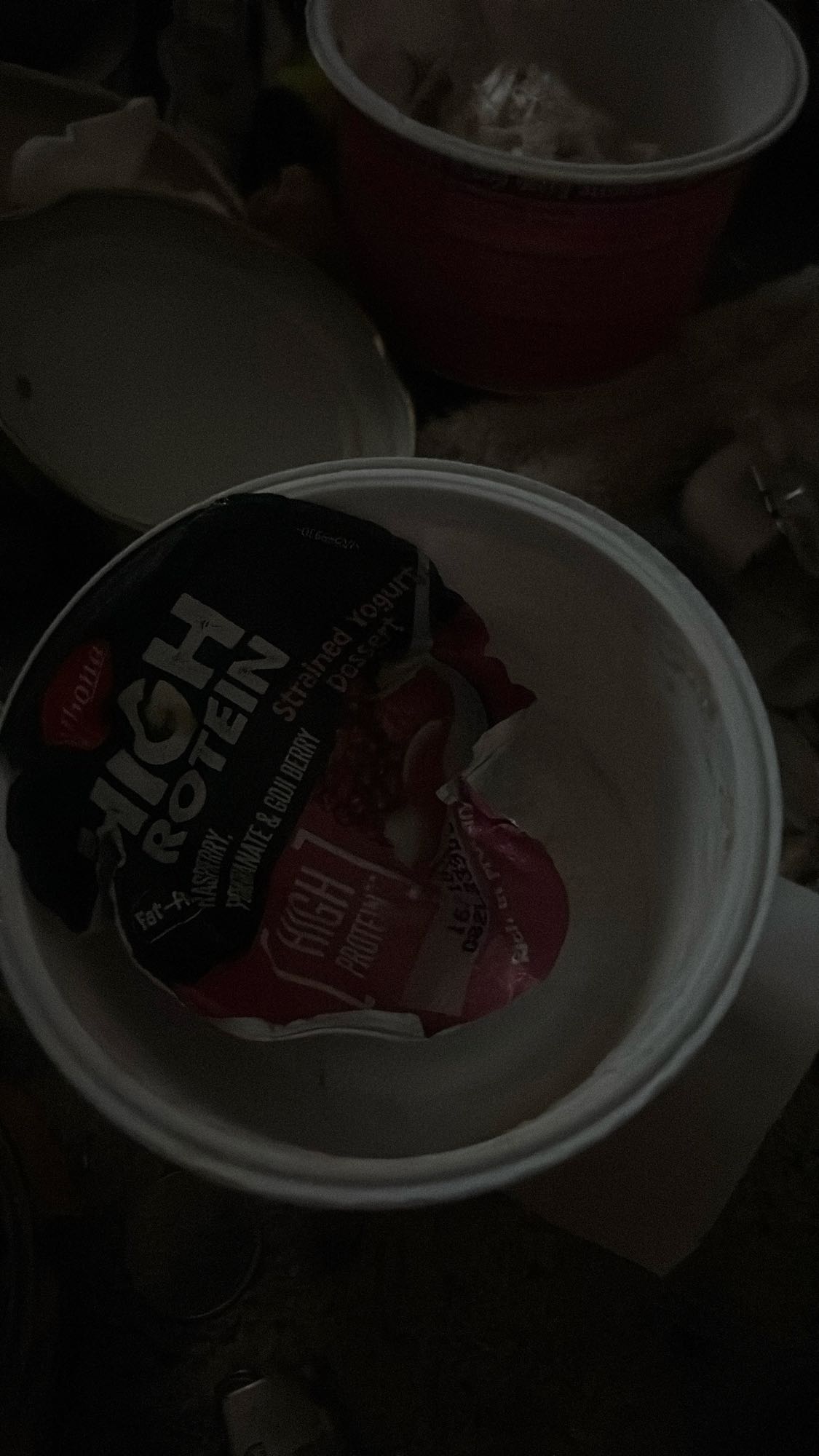 Iaurt proteic fructe