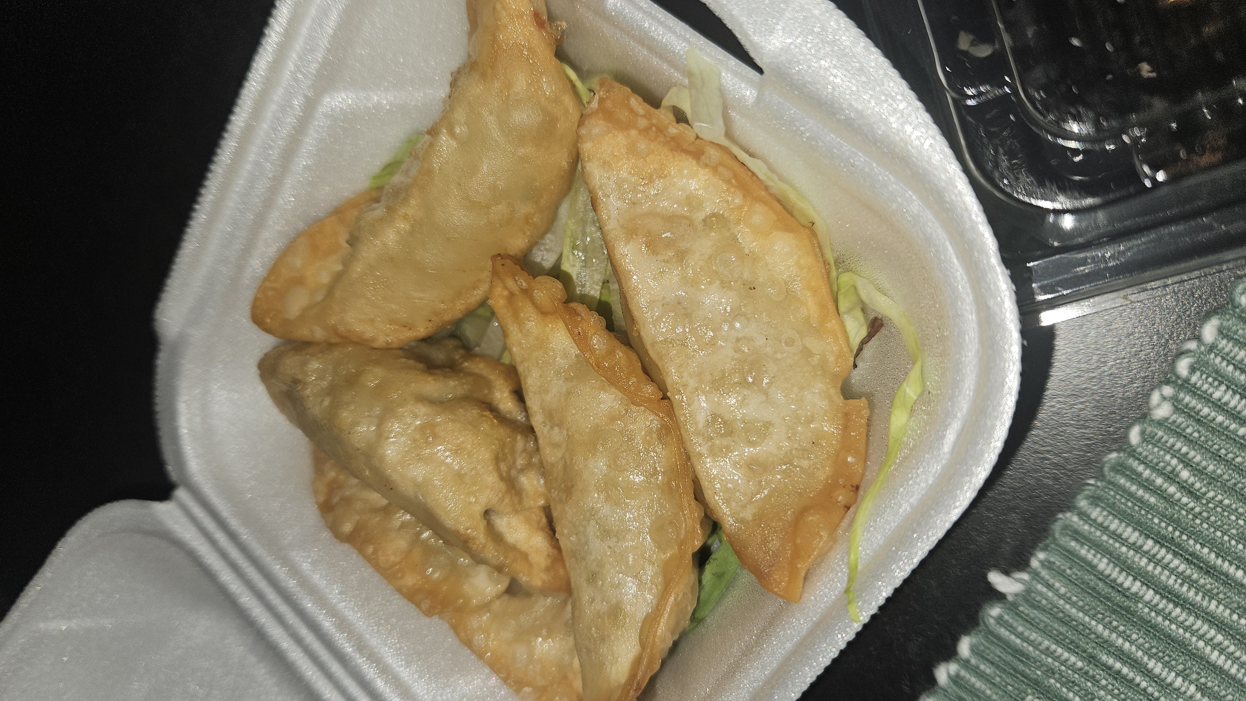 Gebratene Teigtaschen