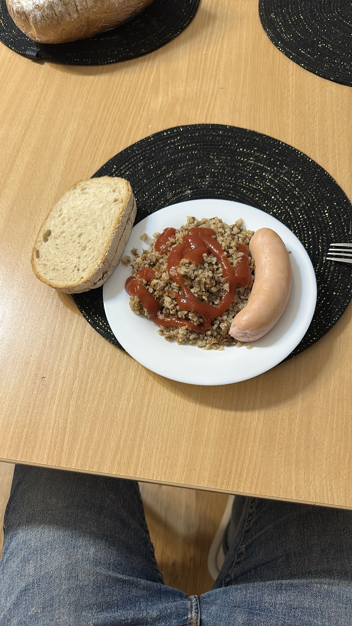 гречка з сосискою