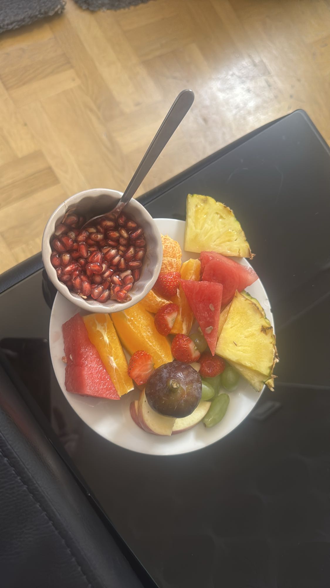 Blandad frukttallrik