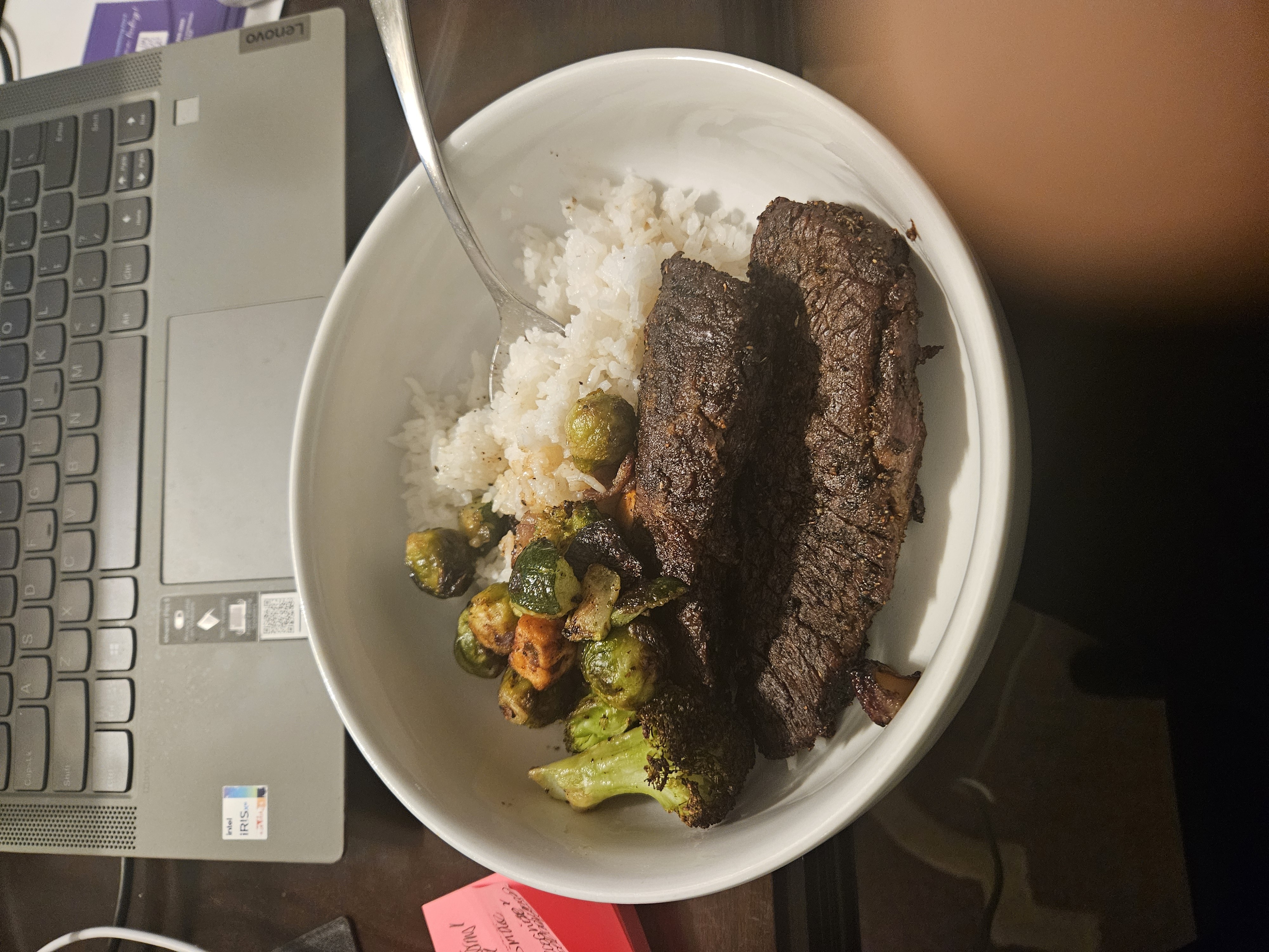 Steak, Rice & Veggies Bowl