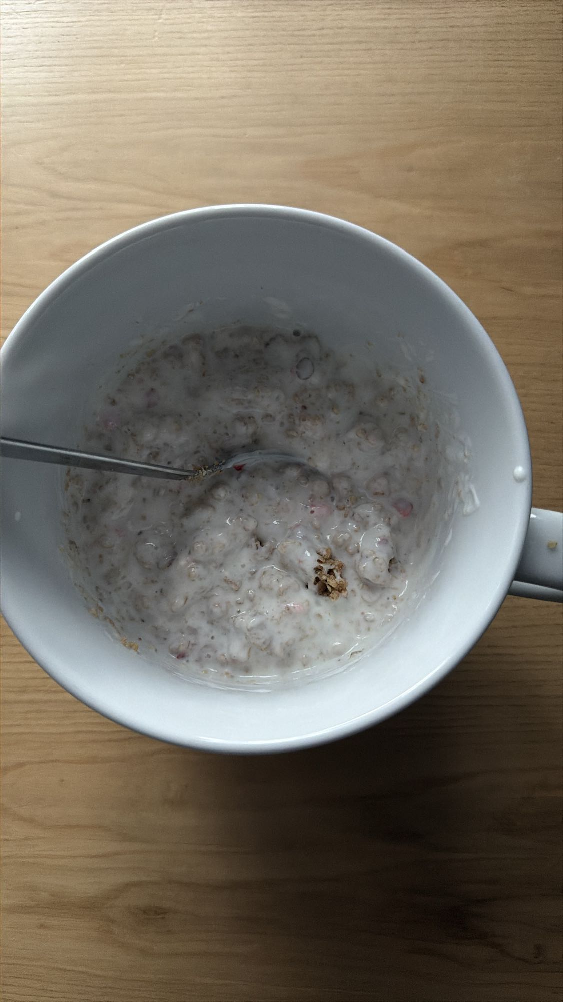 owsianka z mlekiem i owocami