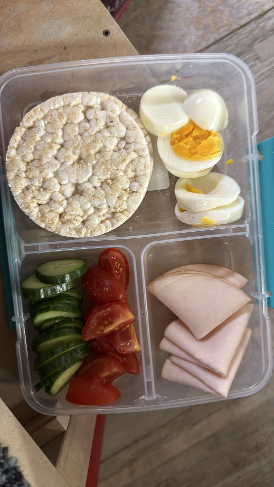 Gustare rece cu ou și legume