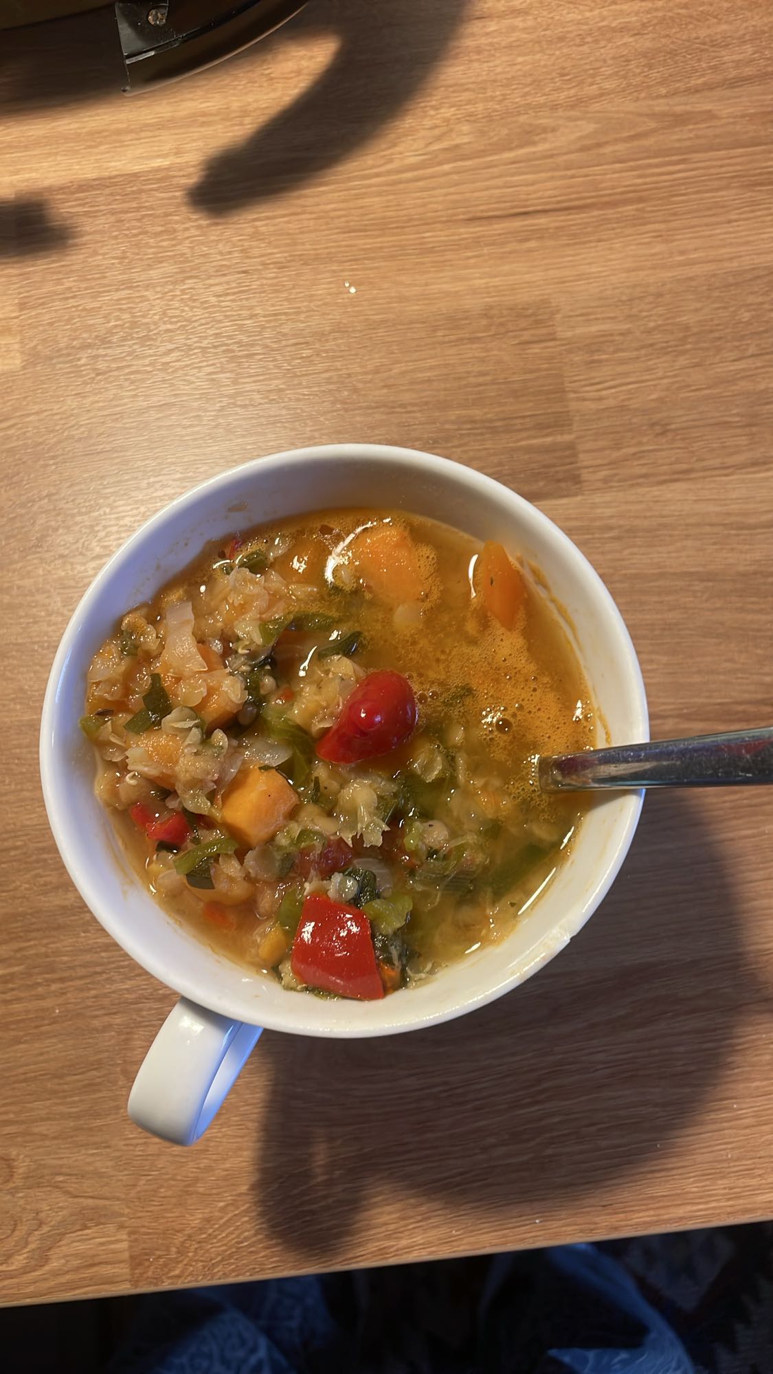 Zupa warzywna z soczewicą