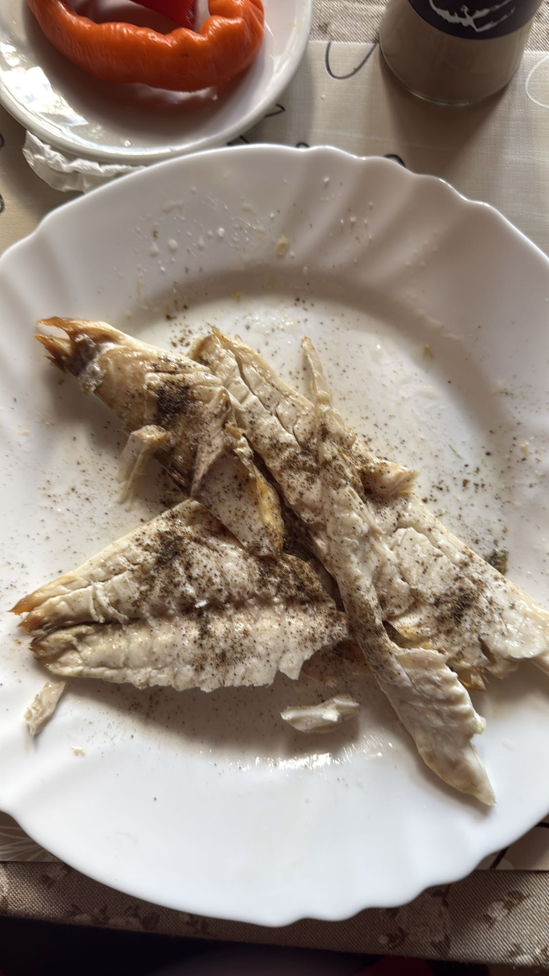 File de pește cu ardei copt