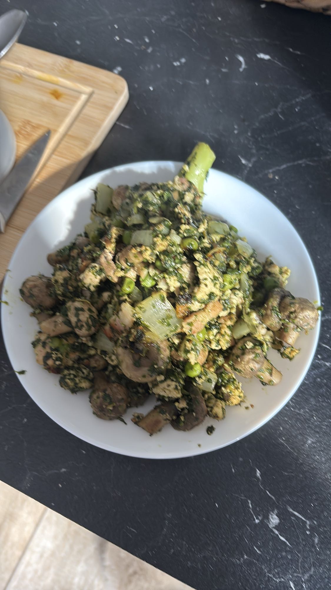 Jajecznica z warzywami