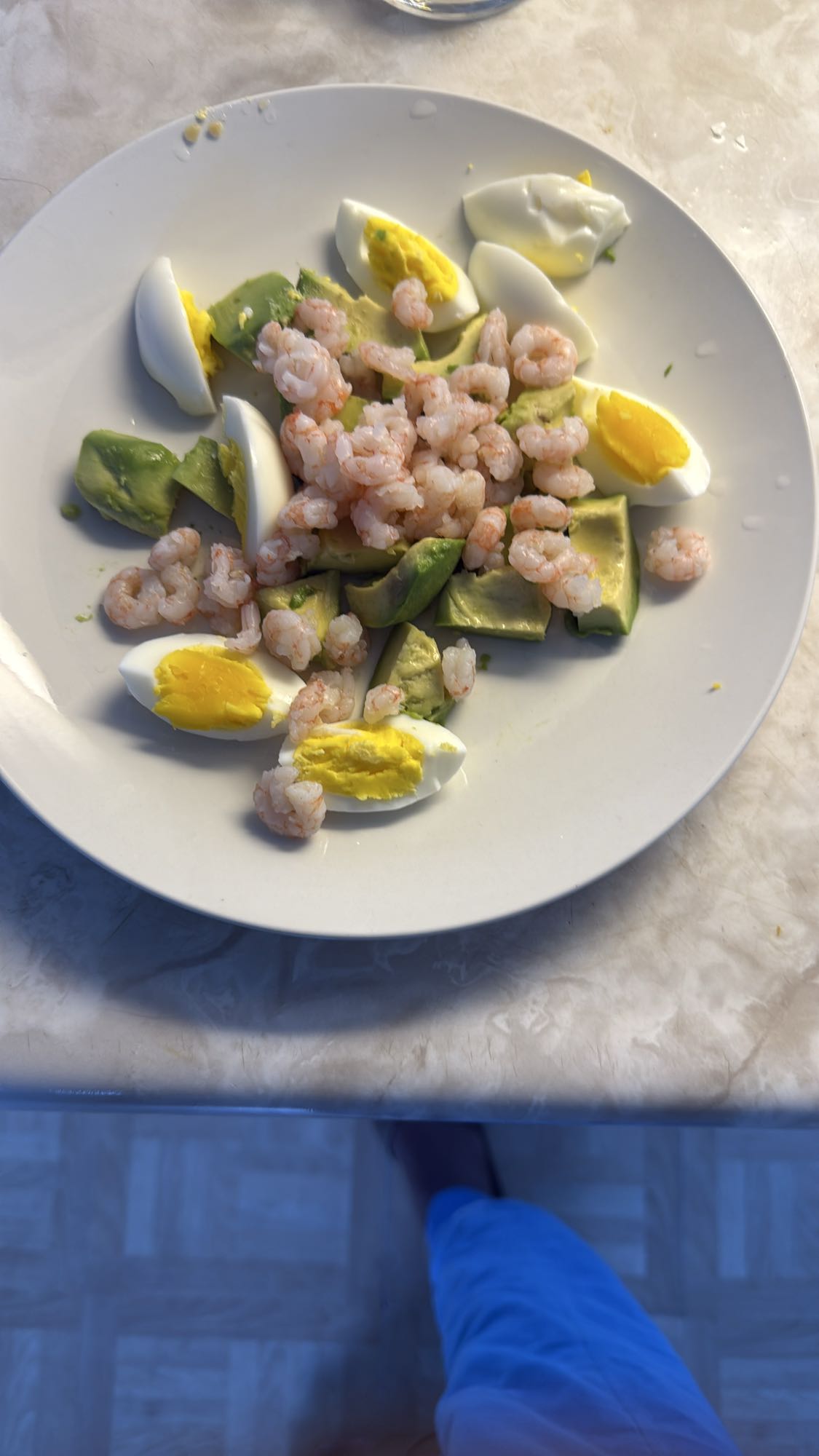 Salade crevettes avocat œuf