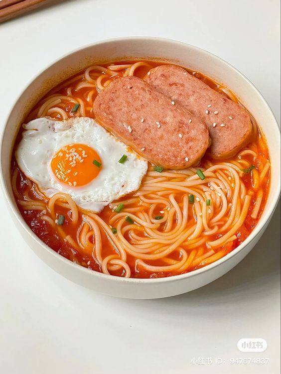 Spicy Noodle with Egg & Spam